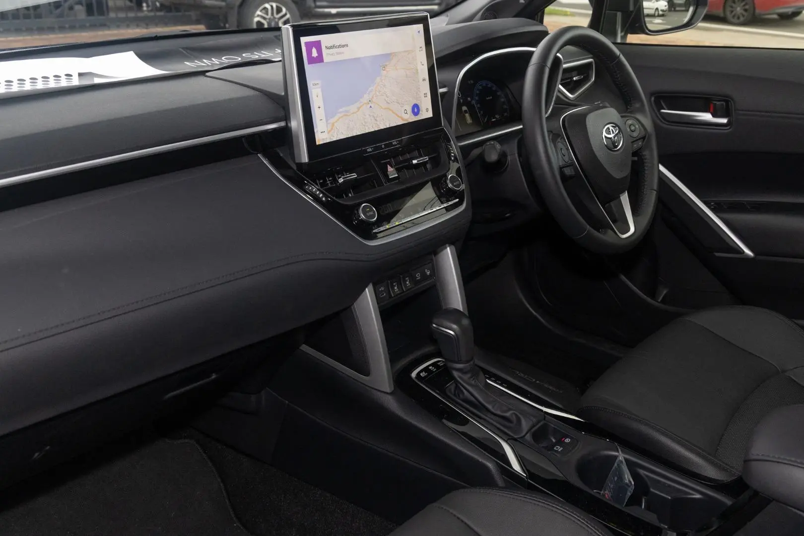 2024 Toyota Corolla Cross Gallery Image 8
