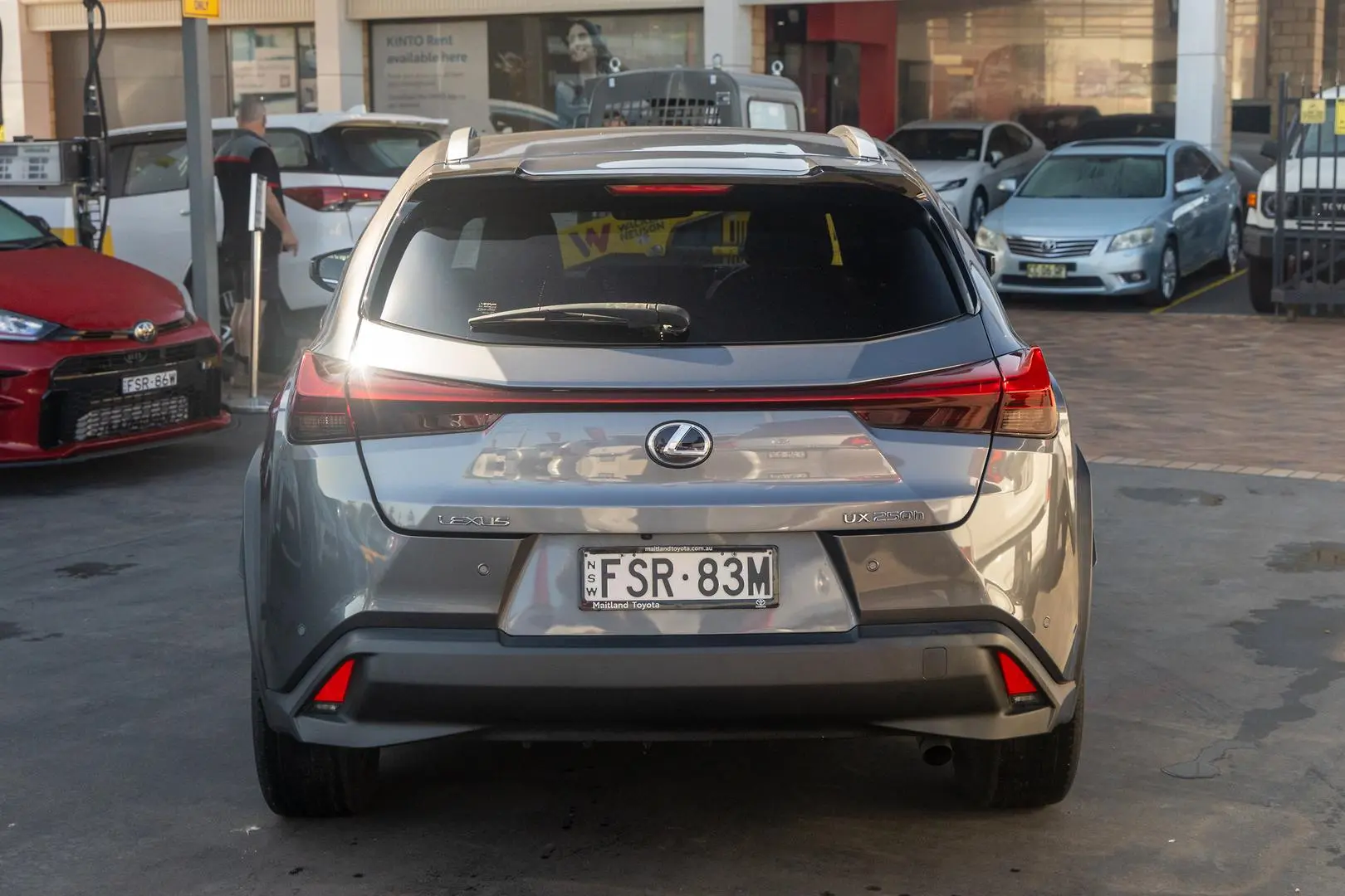 2020 Lexus UX Gallery Image 5