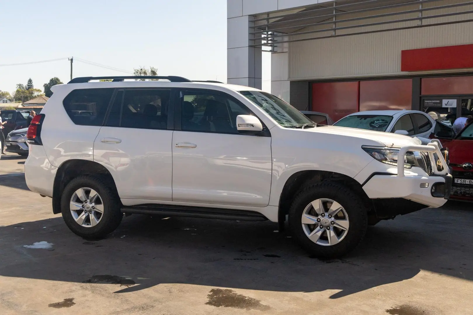 2019 Toyota Landcruiser Prado Gallery Image 3