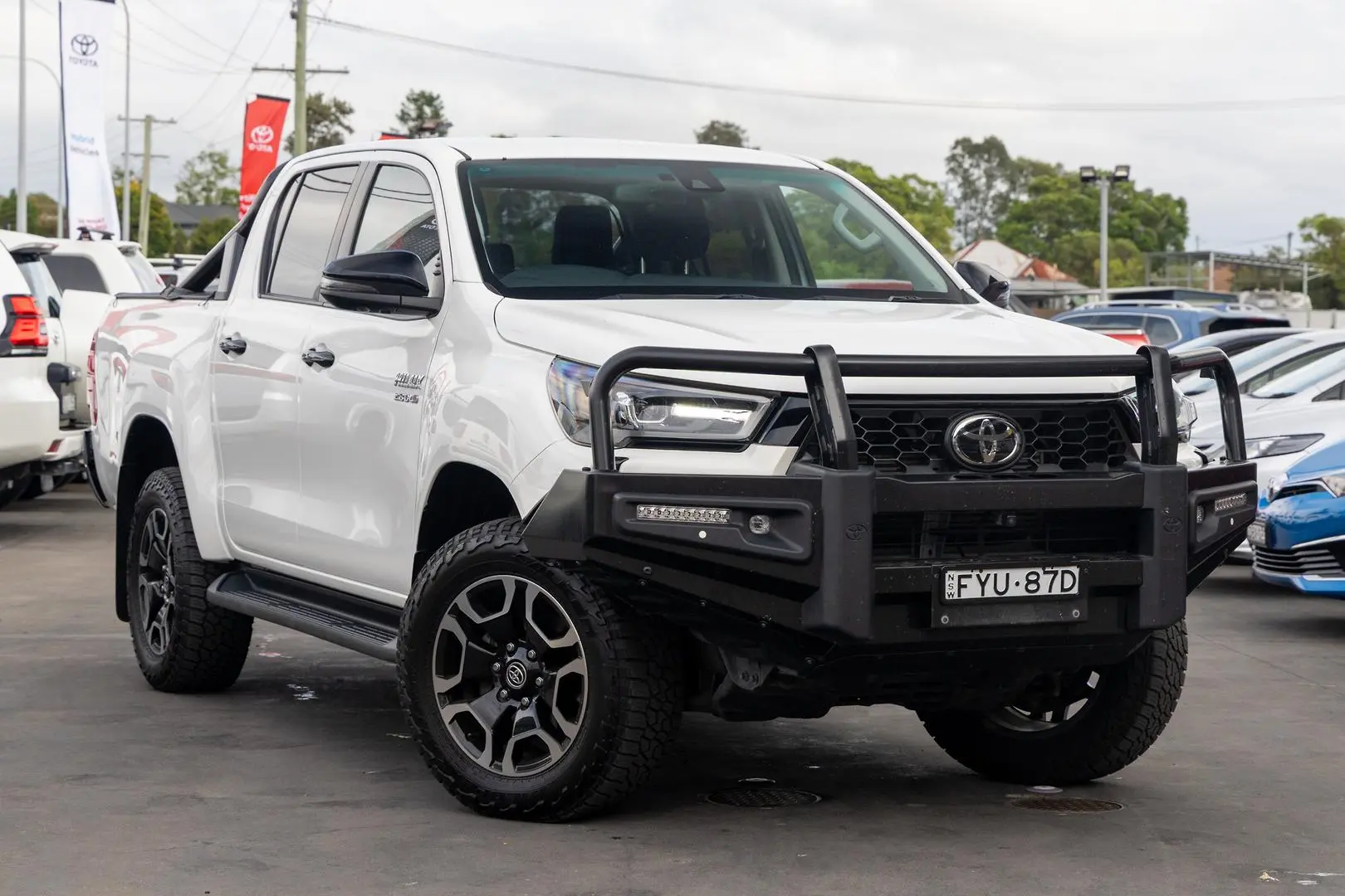 2024 Toyota Hilux Gallery Image 1
