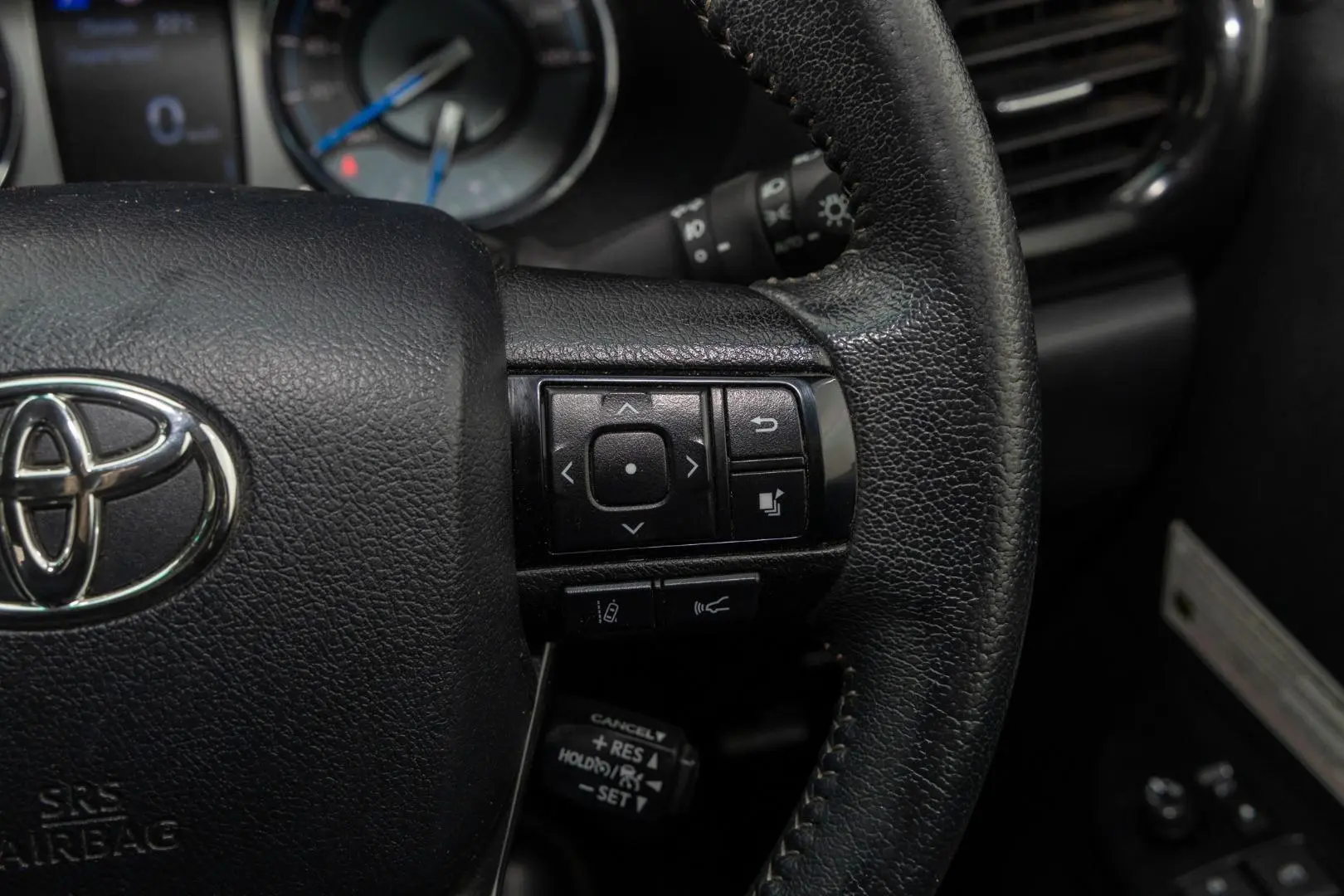 2021 Toyota Hilux Gallery Image 12