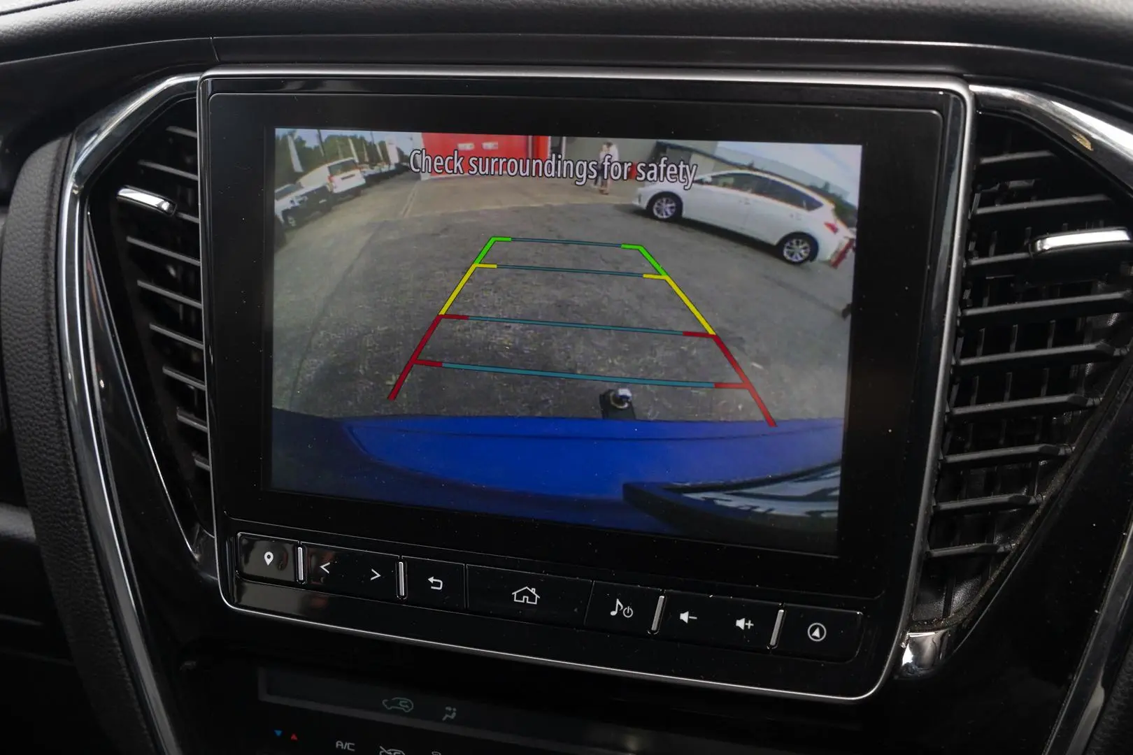 2023 Isuzu MU-X Gallery Image 15