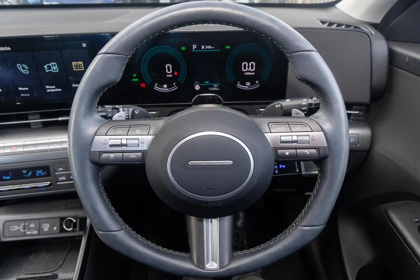 2025 Hyundai Kona Gallery Image 10