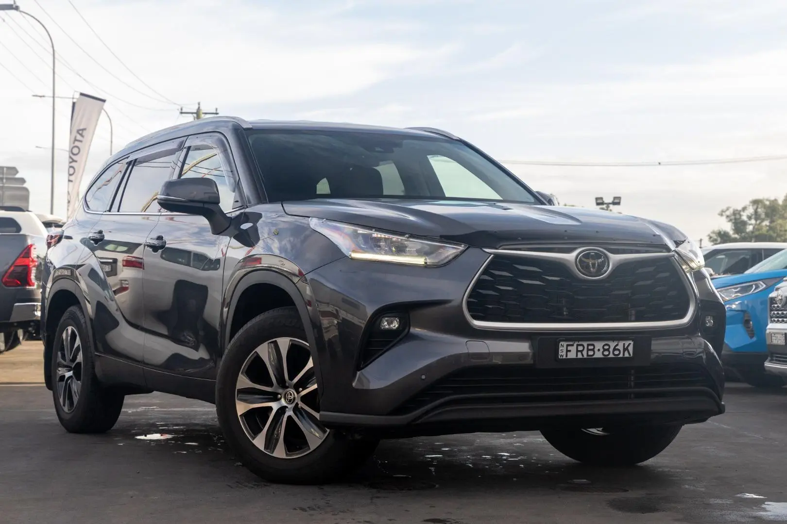 2022 Toyota Kluger Gallery Image 1