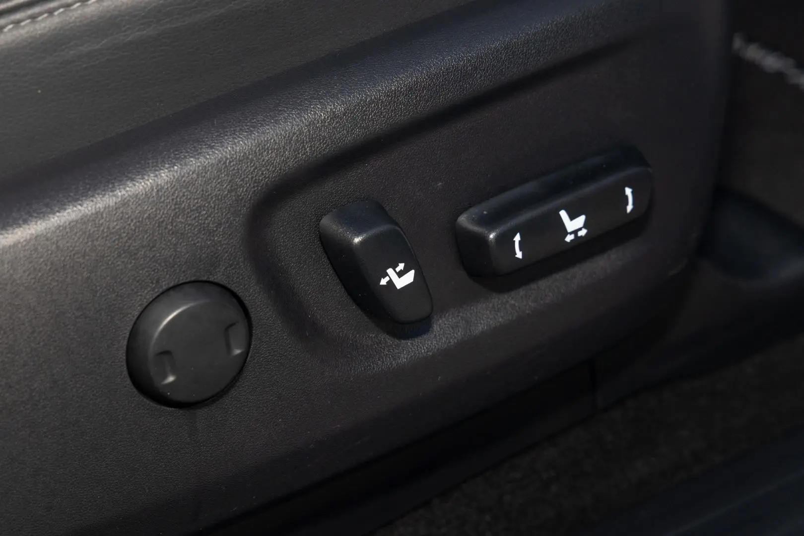 2023 Toyota Landcruiser Prado Gallery Image 19