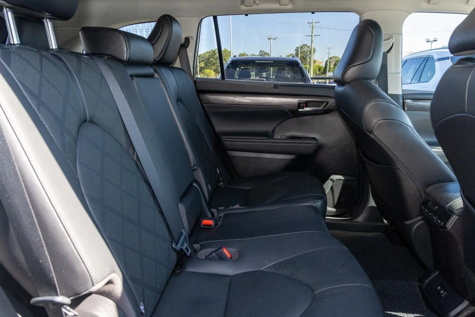 2021 Toyota Kluger Gallery Image 9
