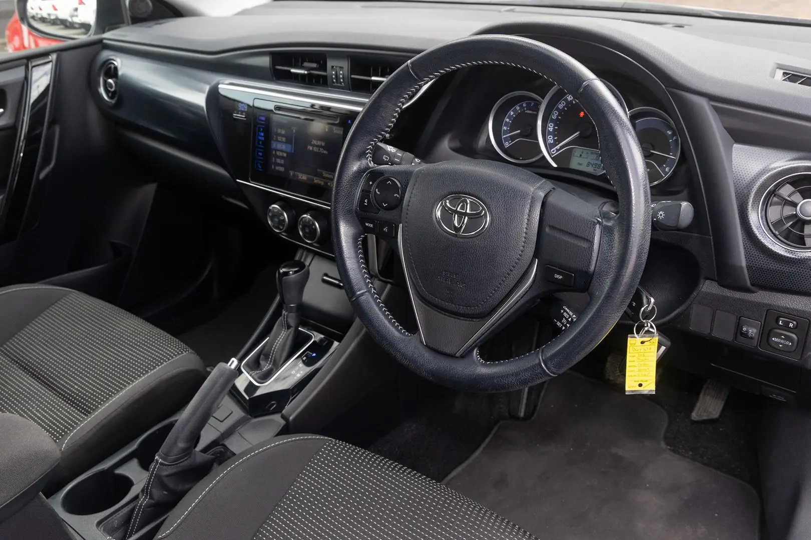 2018 Toyota Corolla Gallery Image 7