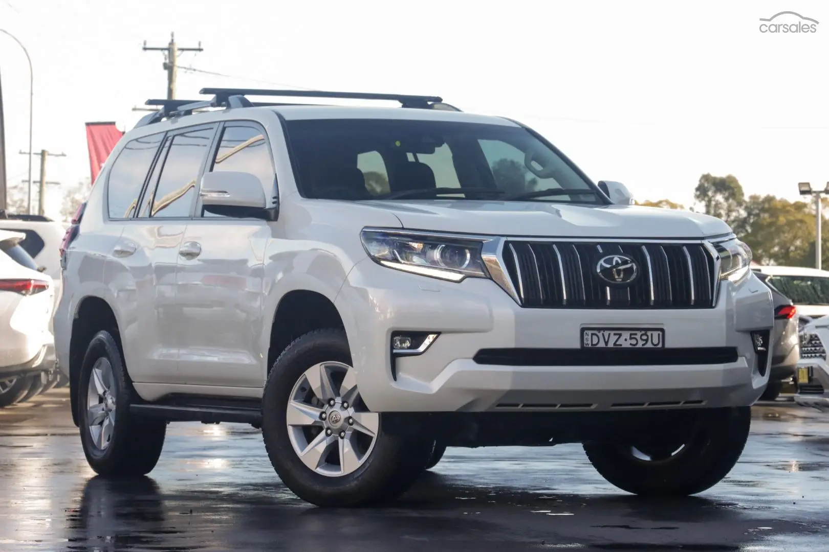 2018 Toyota Landcruiser Prado Image 1