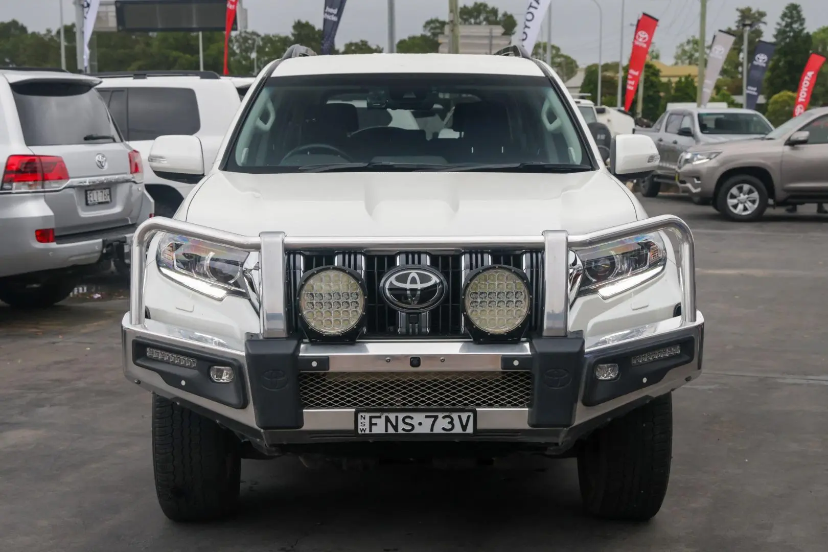 2022 Toyota Landcruiser Prado Gallery Image 4