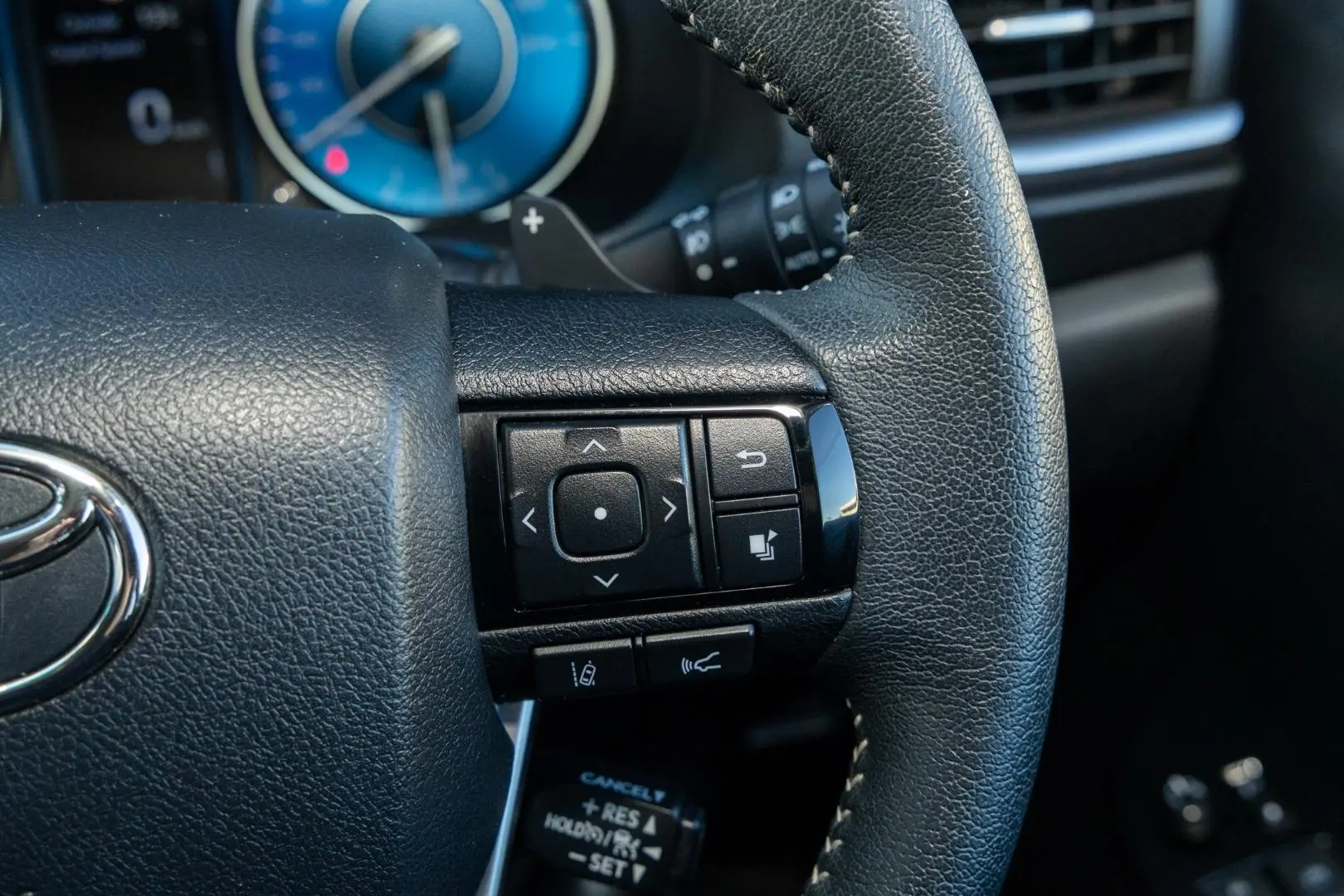 2023 Toyota Fortuner Gallery Image 12