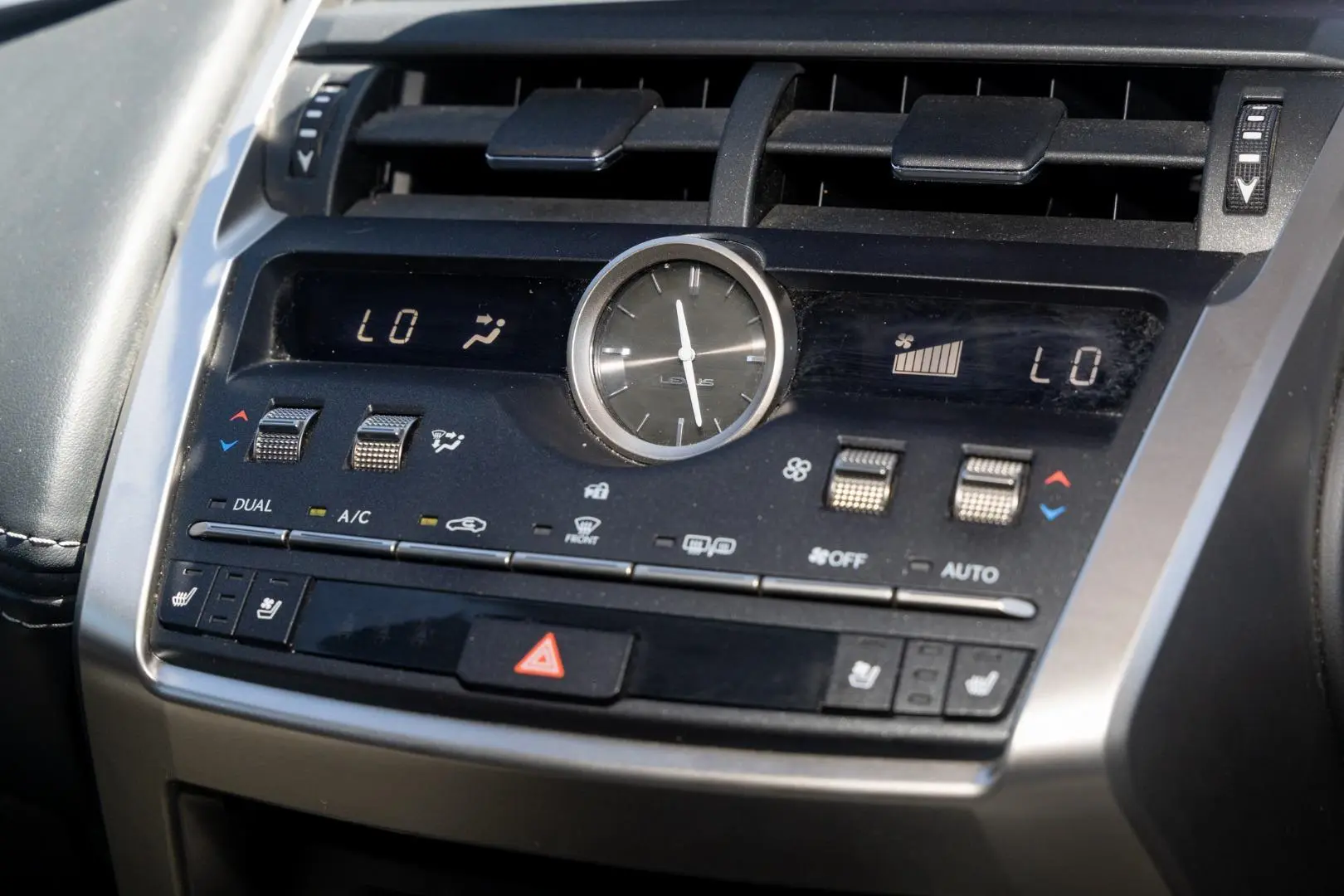 2020 Lexus NX Gallery Image 16