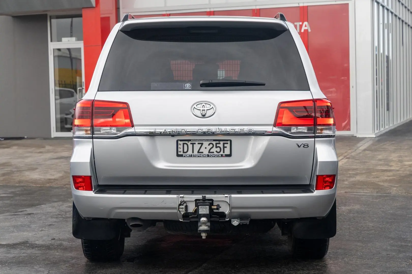 2018 Toyota Landcruiser Gallery Image 5