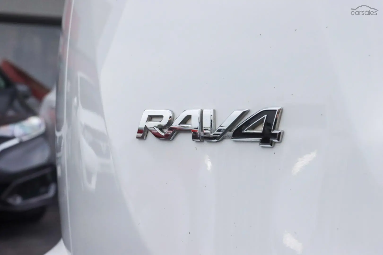 2018 Toyota RAV4 Image 21