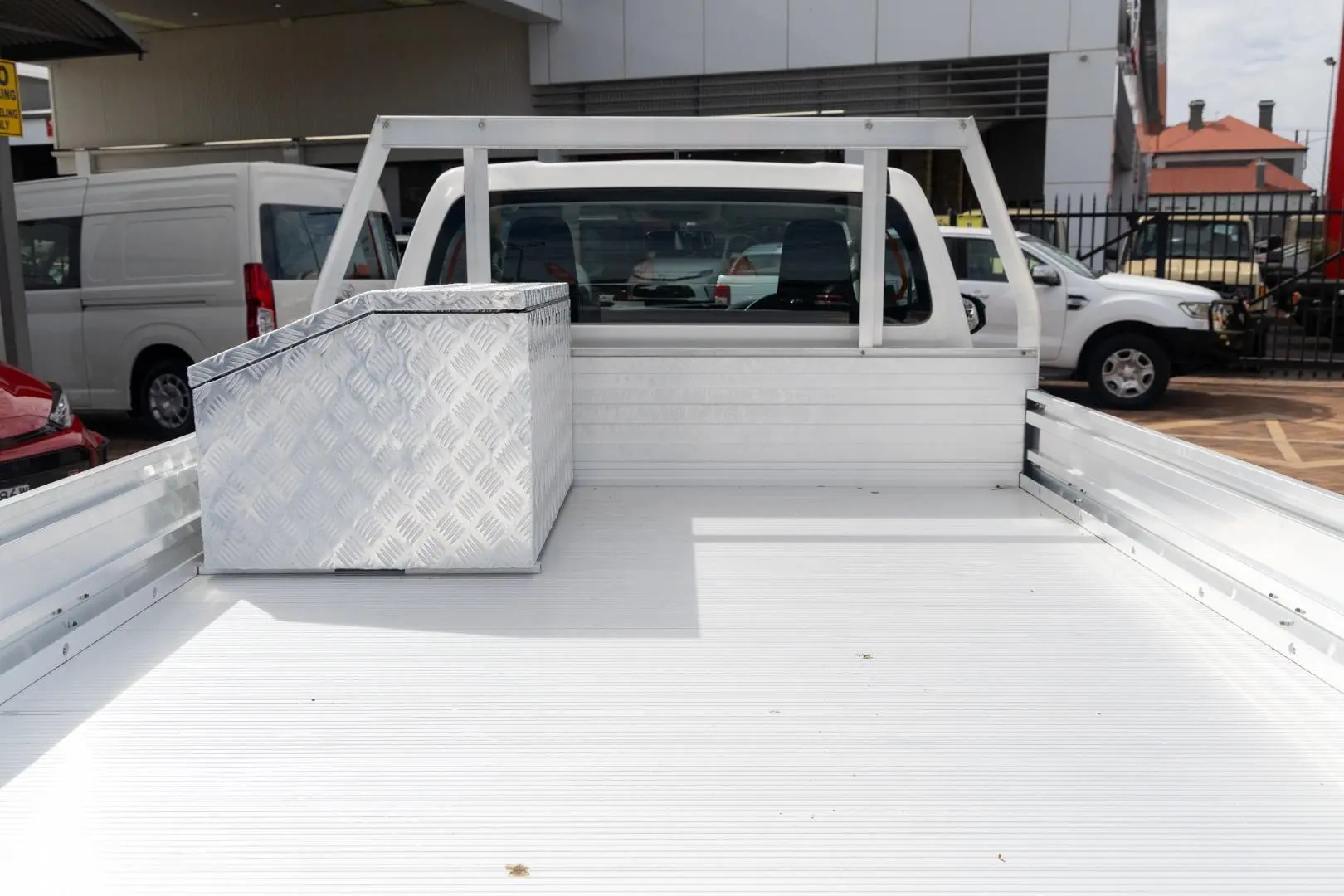2019 Toyota Hilux Gallery Image 18