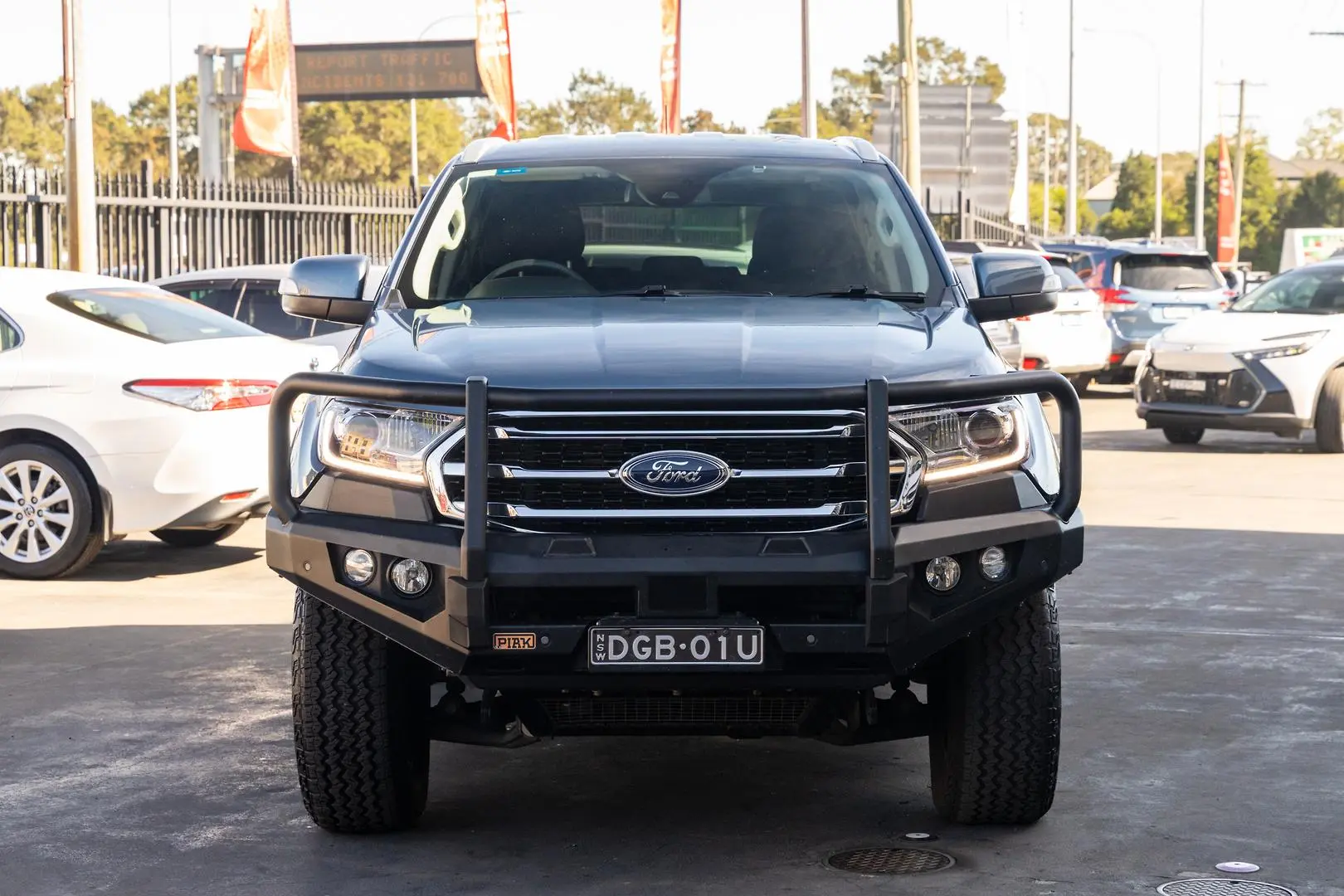 2018 Ford Everest Gallery Image 4