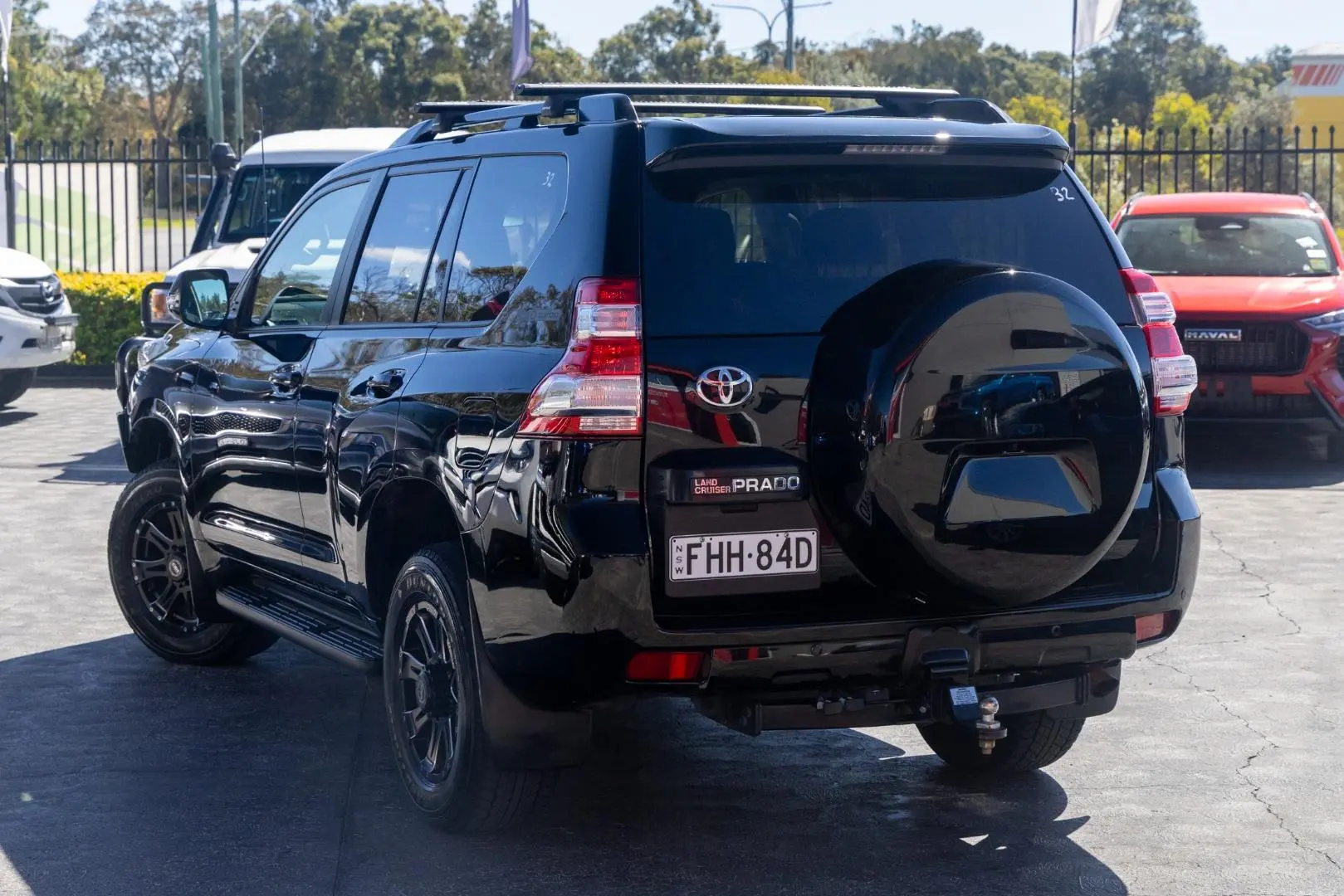 2017 Toyota Landcruiser Prado Gallery Image 2