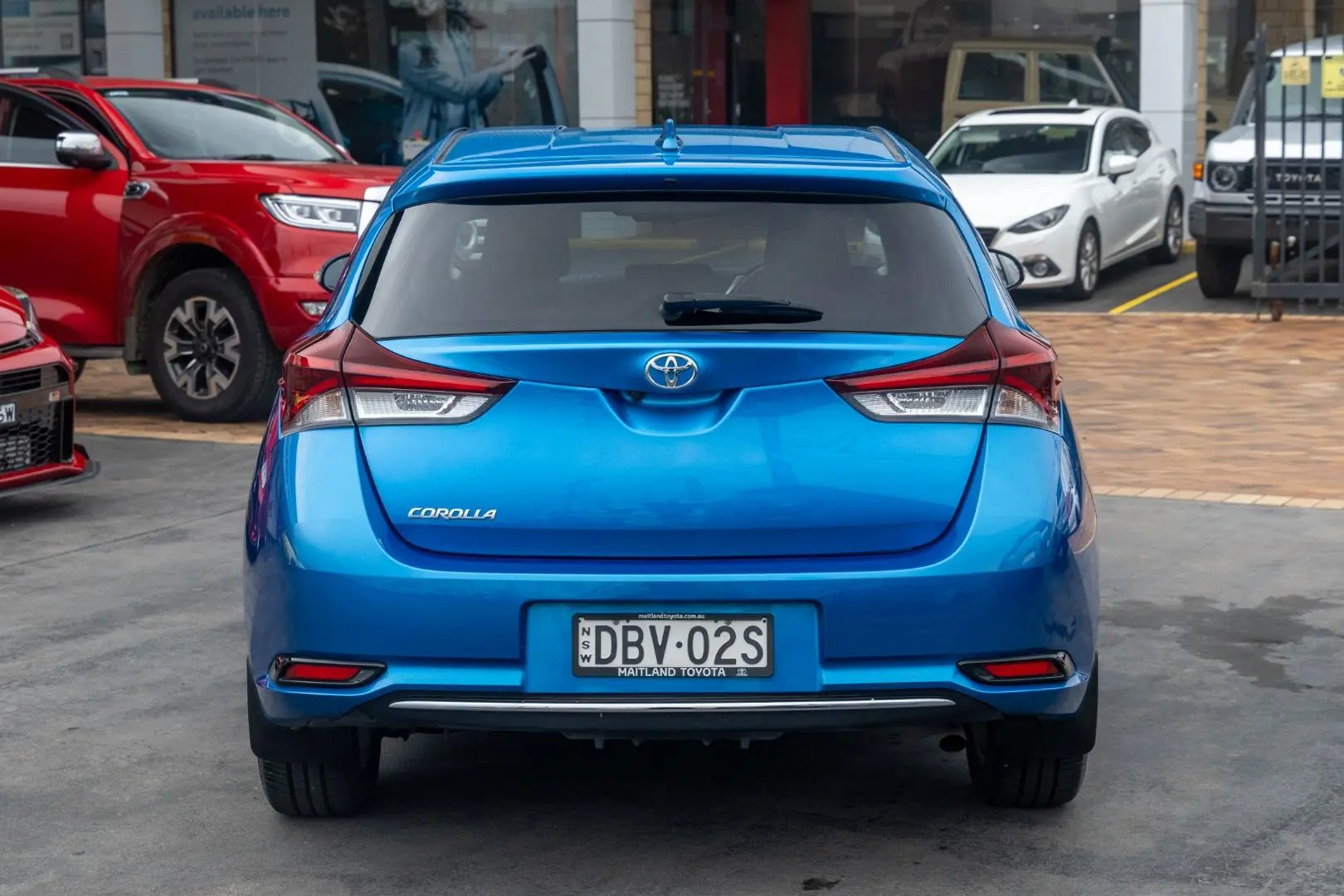 2016 Toyota Corolla Gallery Image 5