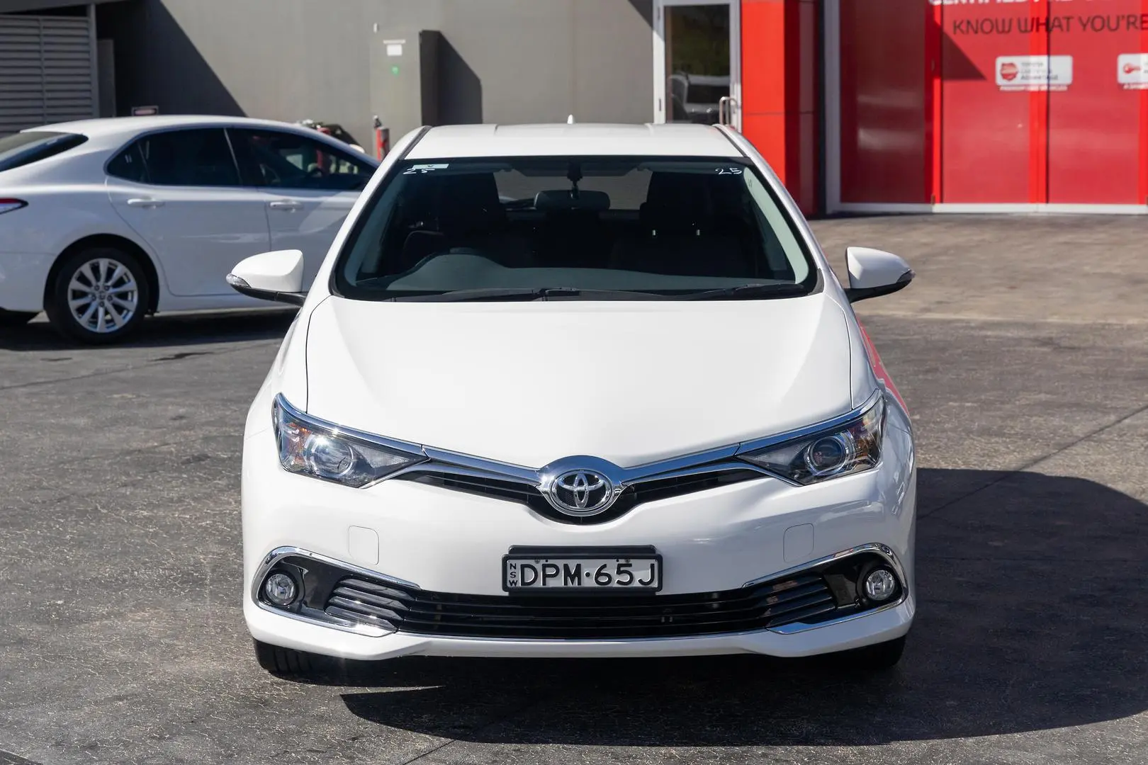 2017 Toyota Corolla Gallery Image 4