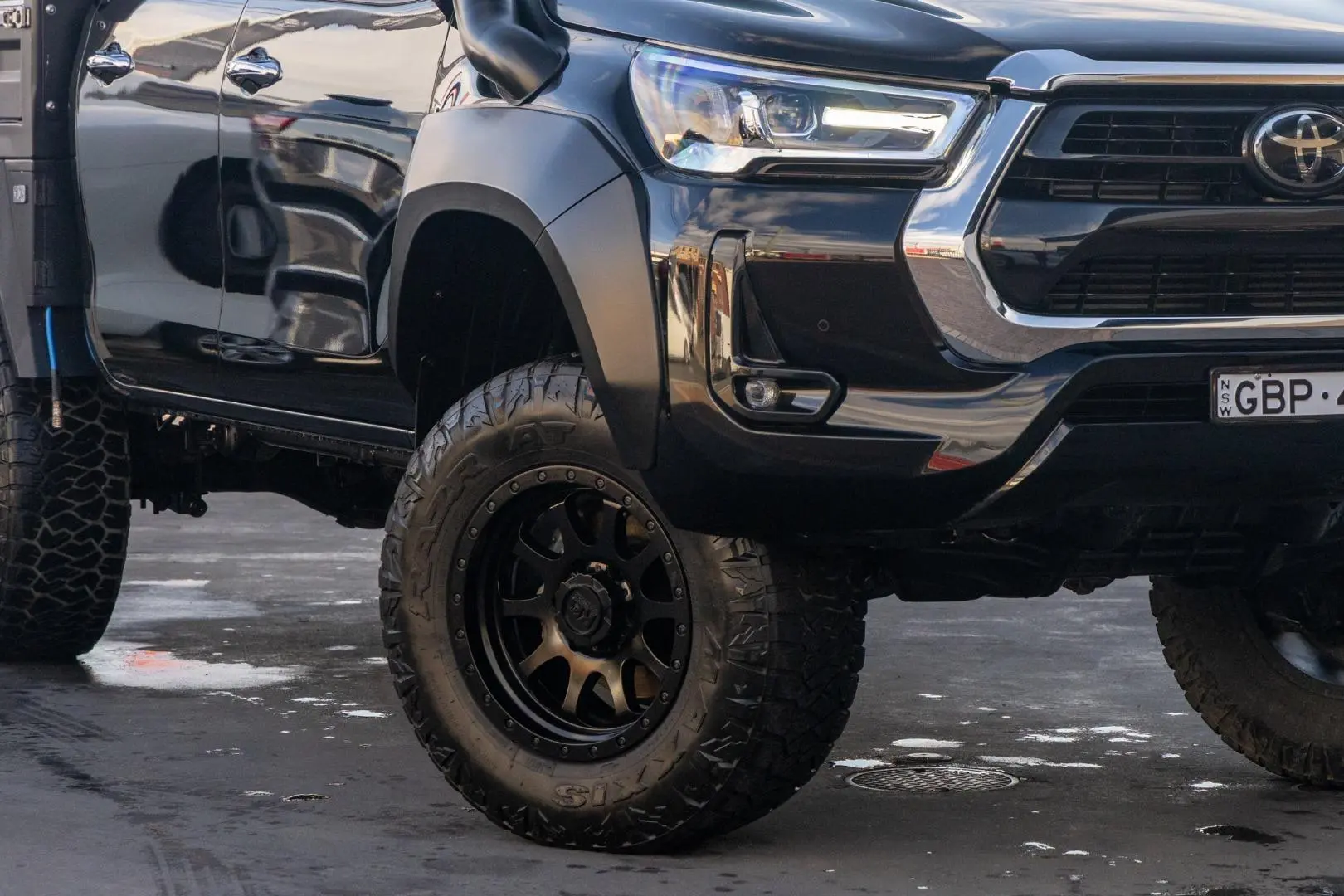 2022 Toyota Hilux Gallery Image 6