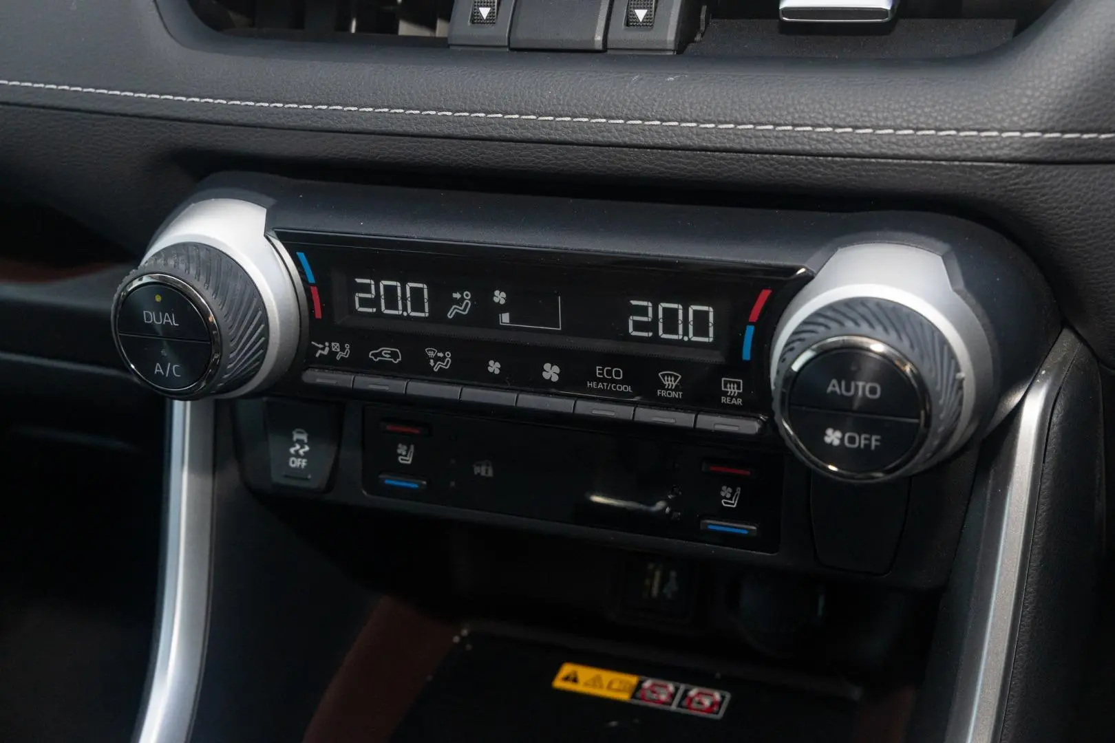 2024 Toyota RAV4 Gallery Image 16