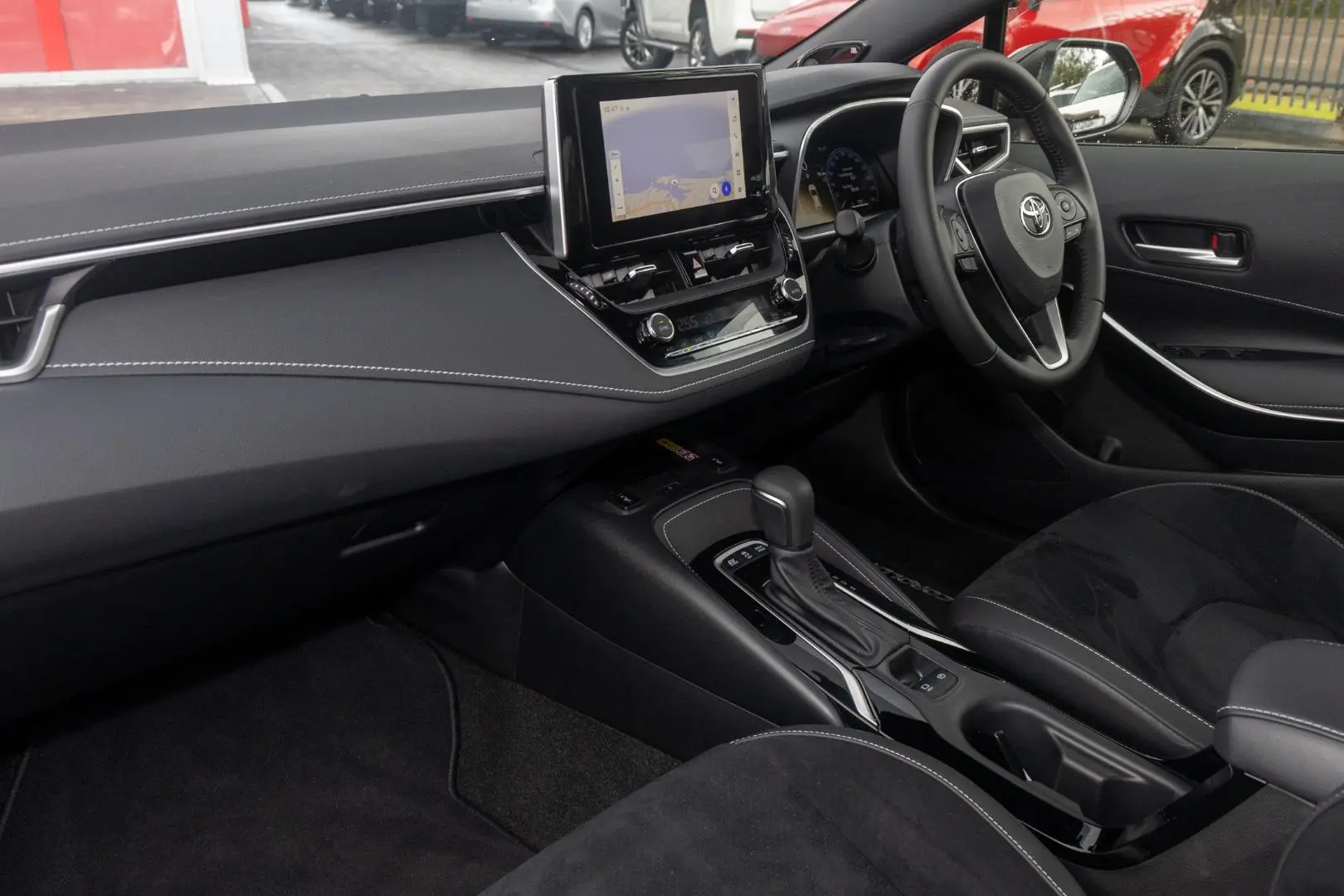 2025 Toyota Corolla Gallery Image 8