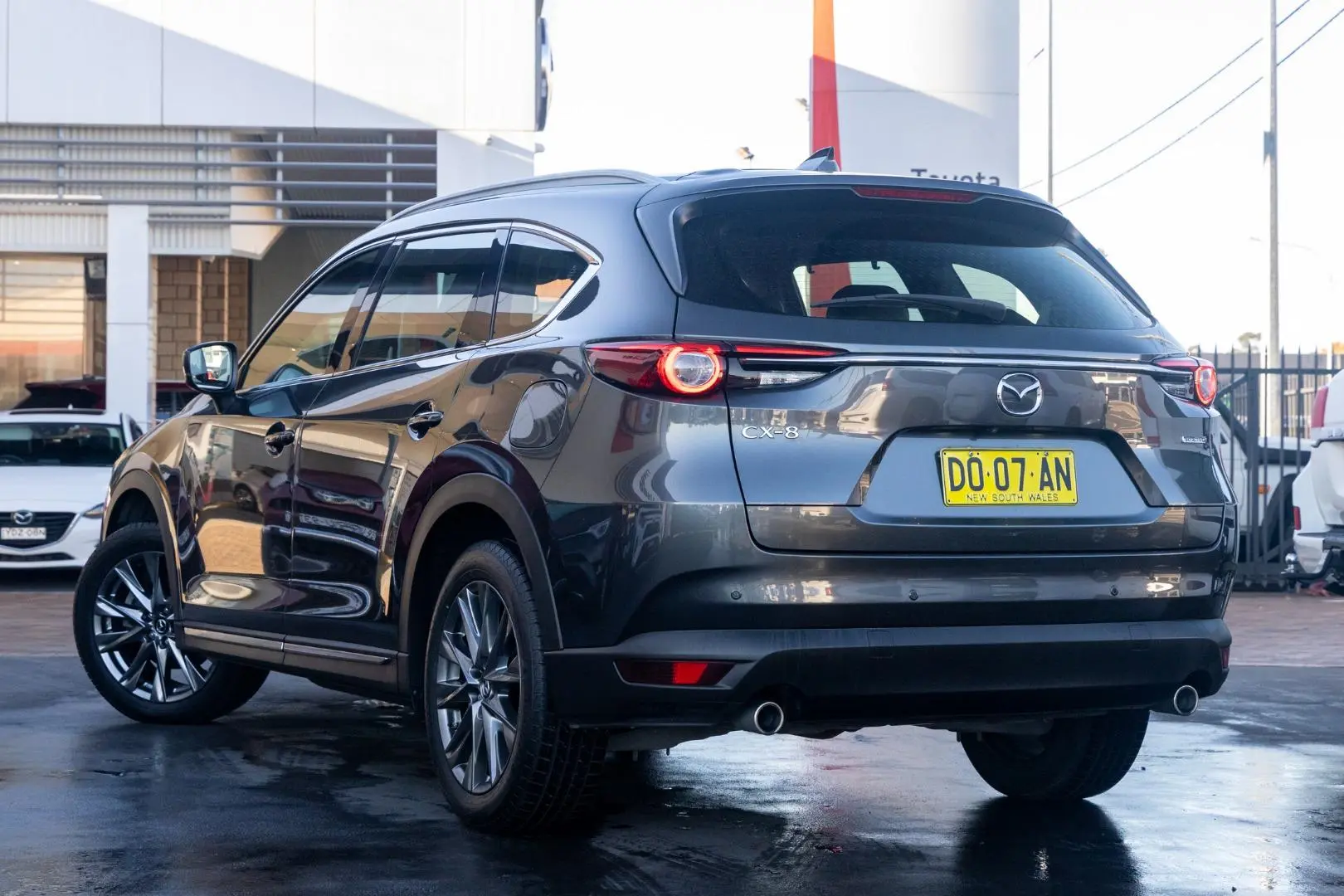 2021 Mazda CX-8 Gallery Image 2