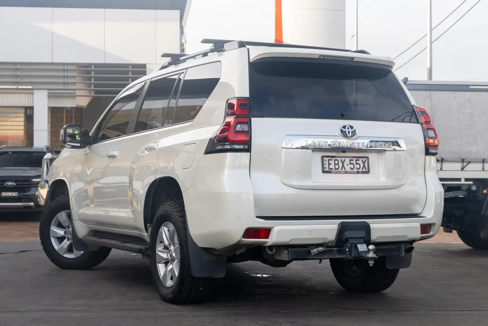 2019 Toyota Landcruiser Prado Gallery Image 2
