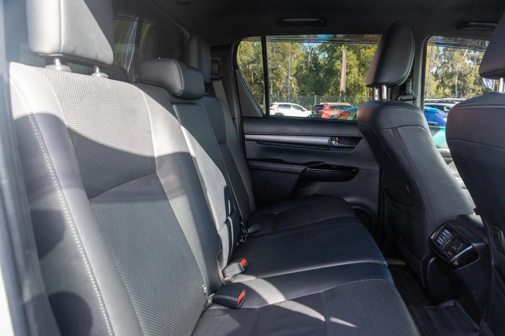 2022 Toyota Hilux Gallery Image 9