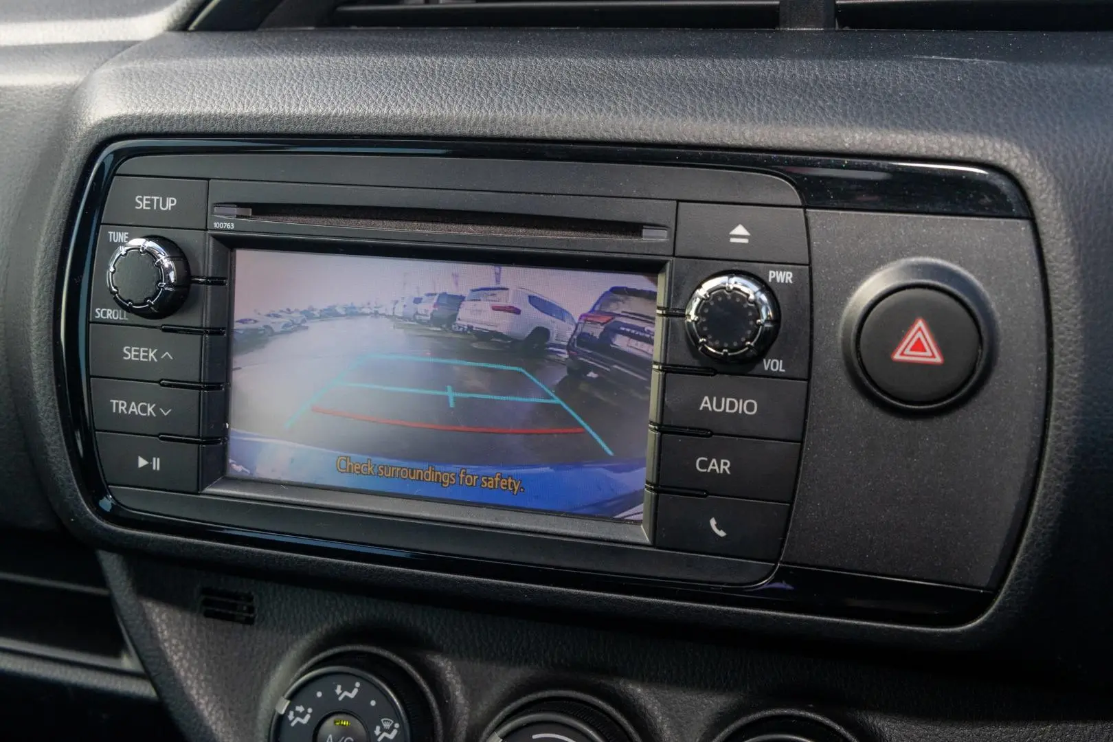 2018 Toyota Yaris Gallery Image 15