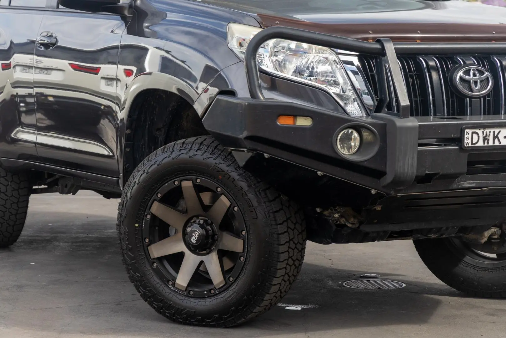 2015 Toyota Landcruiser Prado Gallery Image 6