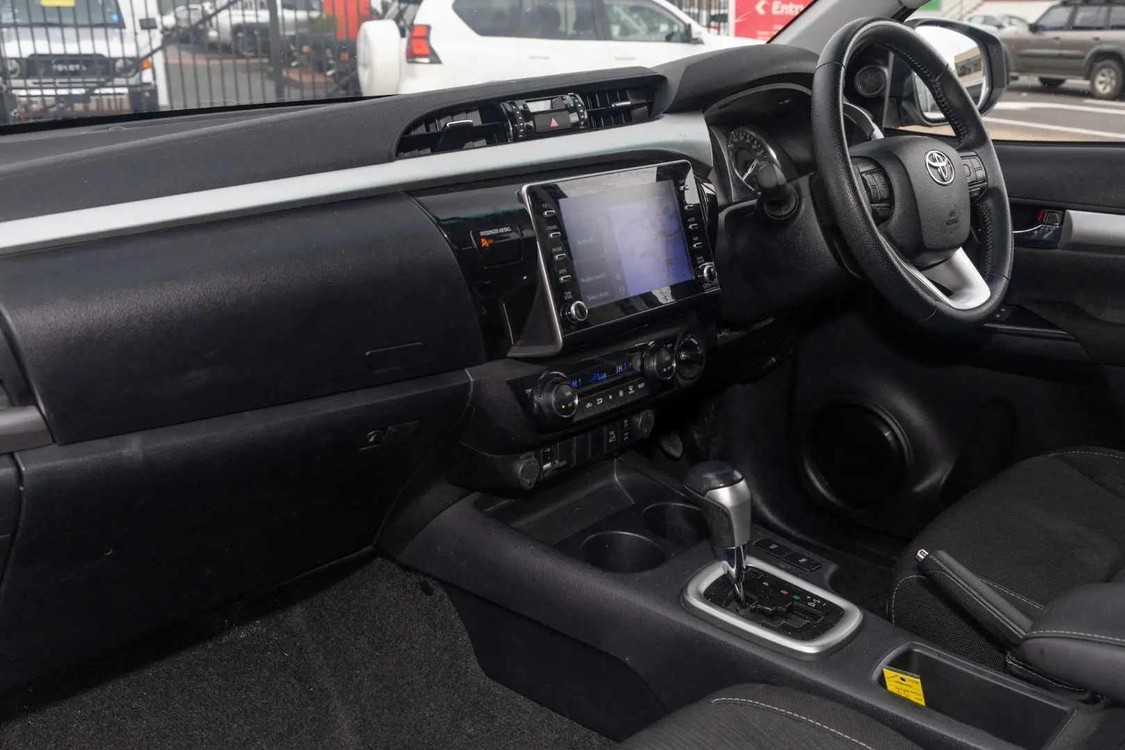 2023 Toyota Hilux Gallery Image 8