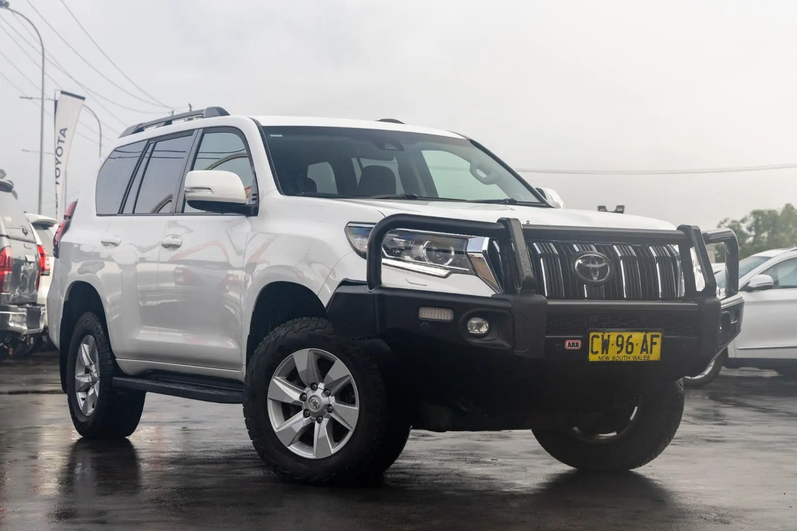 2019 Toyota Landcruiser Prado Gallery Image 1