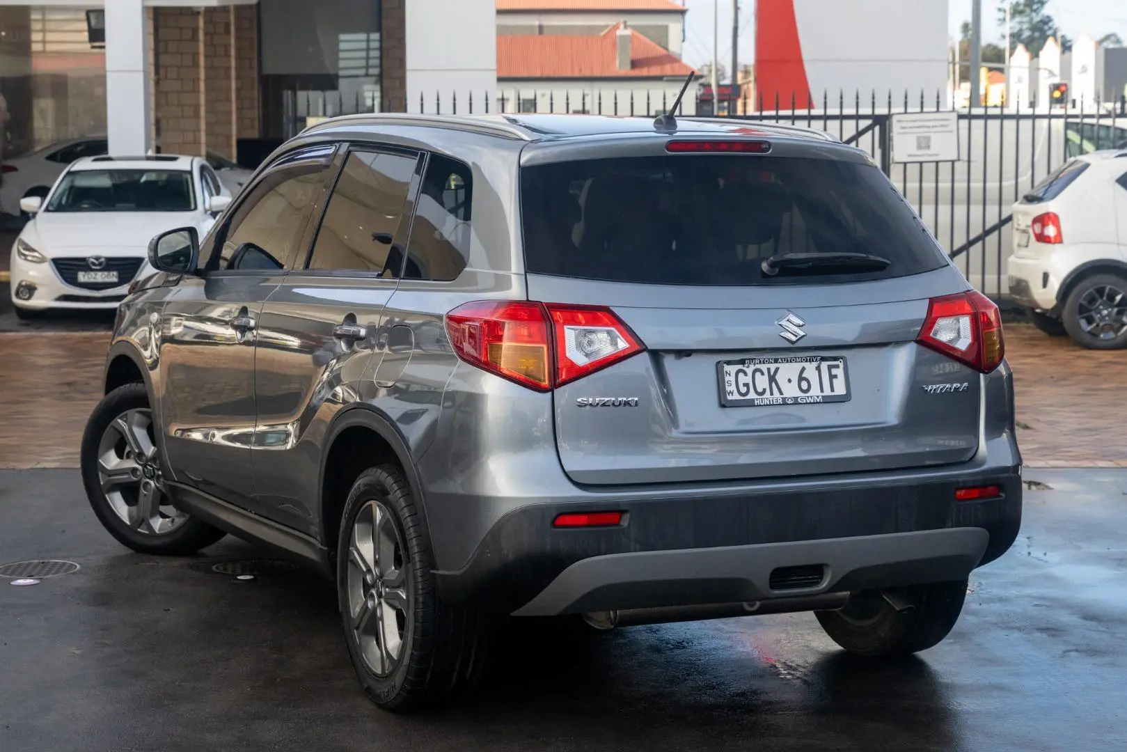 2018 Suzuki Vitara Gallery Image 2