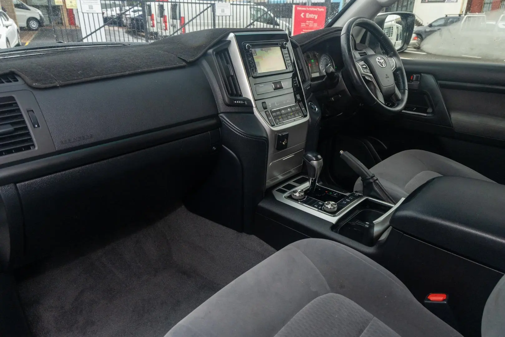 2017 Toyota Landcruiser Gallery Image 3