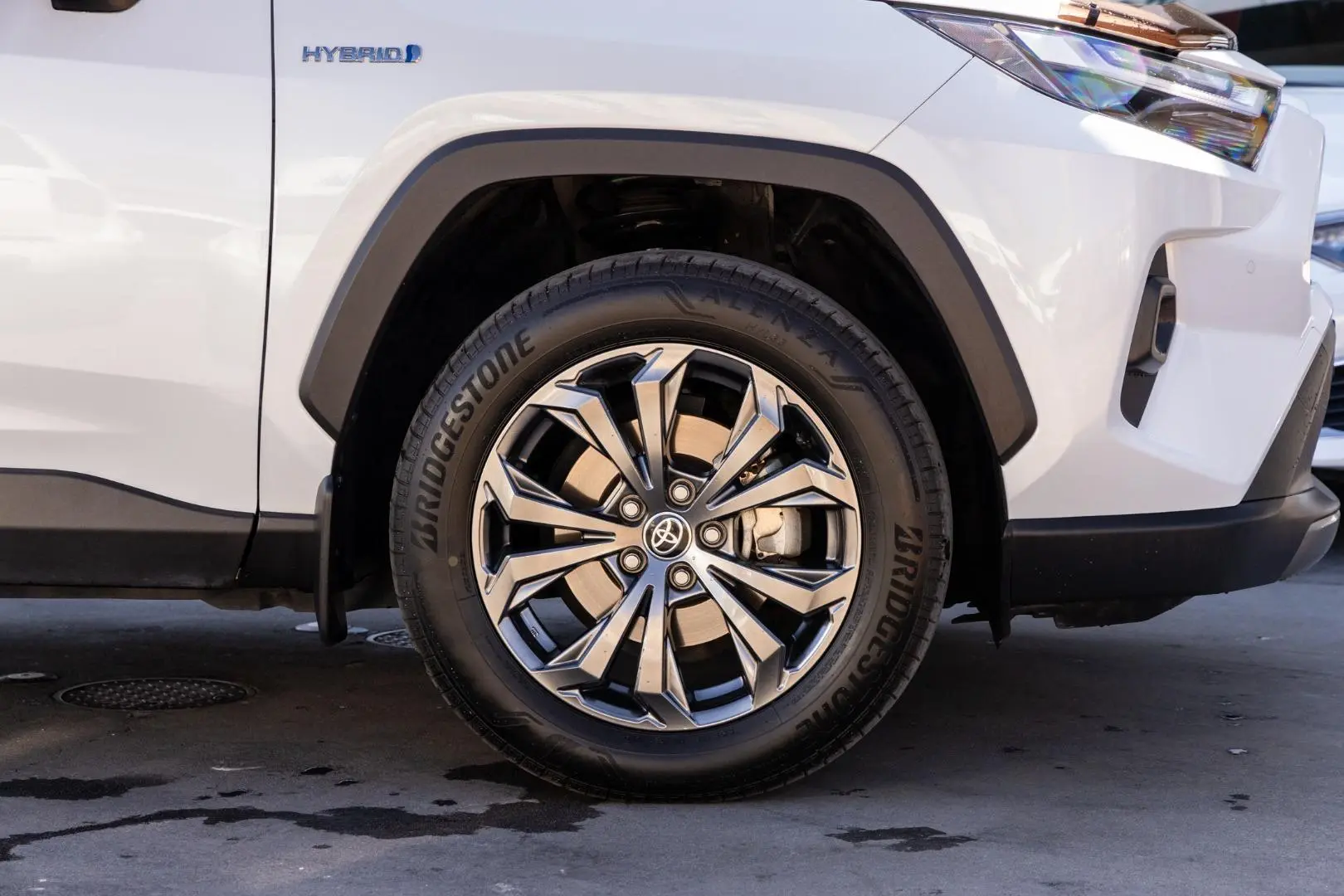 2024 Toyota RAV4 Gallery Image 22