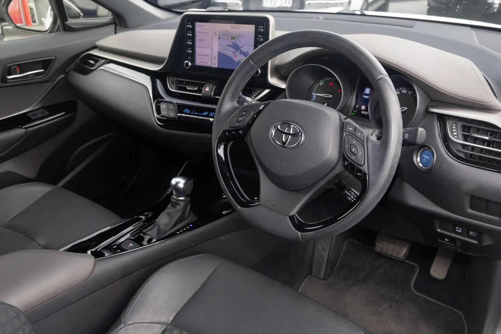 2021 Toyota C-HR Gallery Image 7