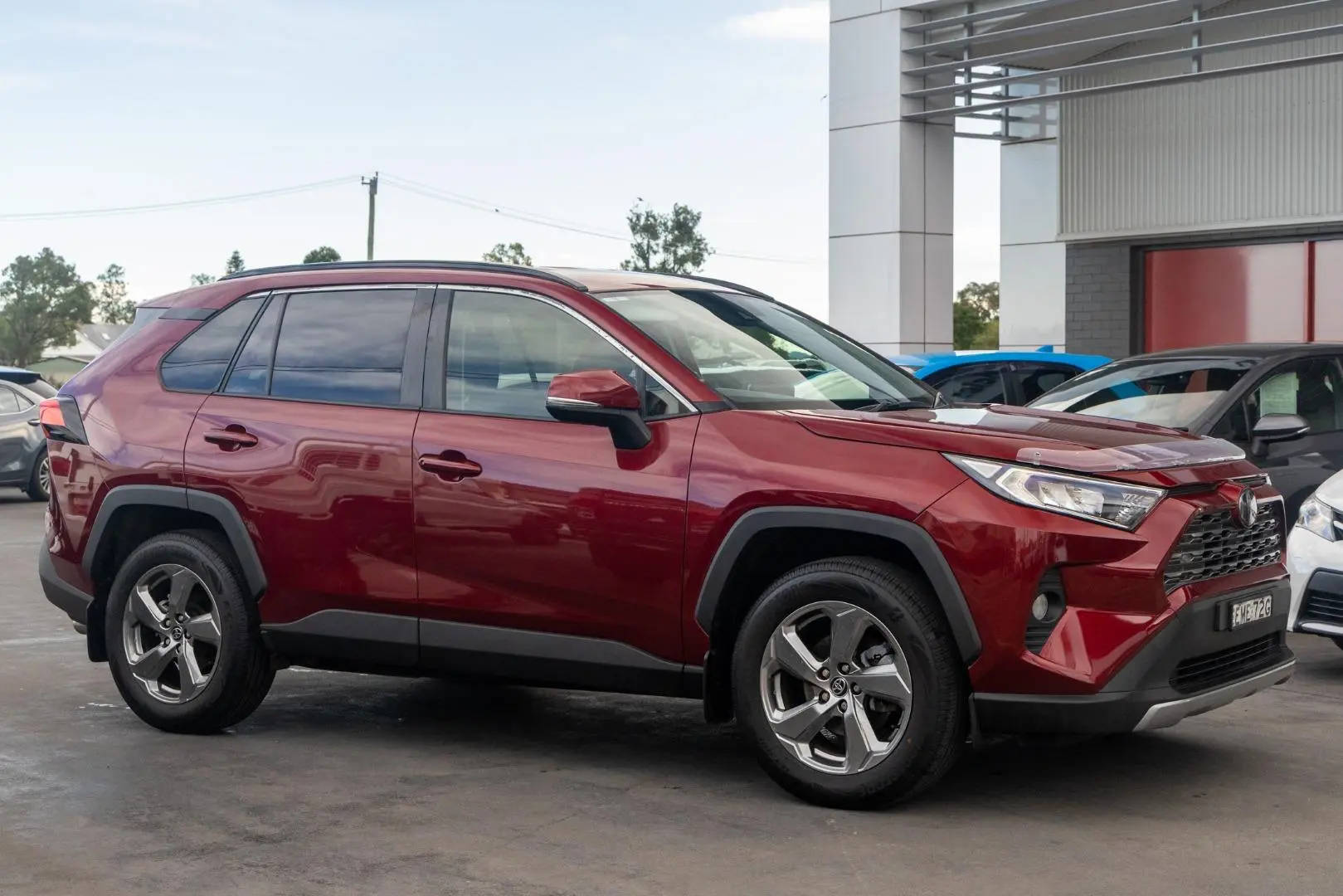 2020 Toyota RAV4 Gallery Image 3
