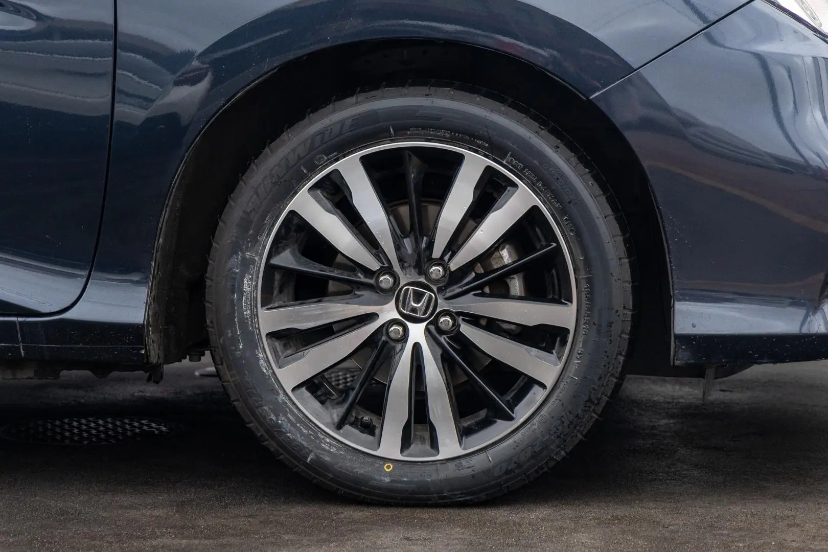2018 Honda City Gallery Image 16