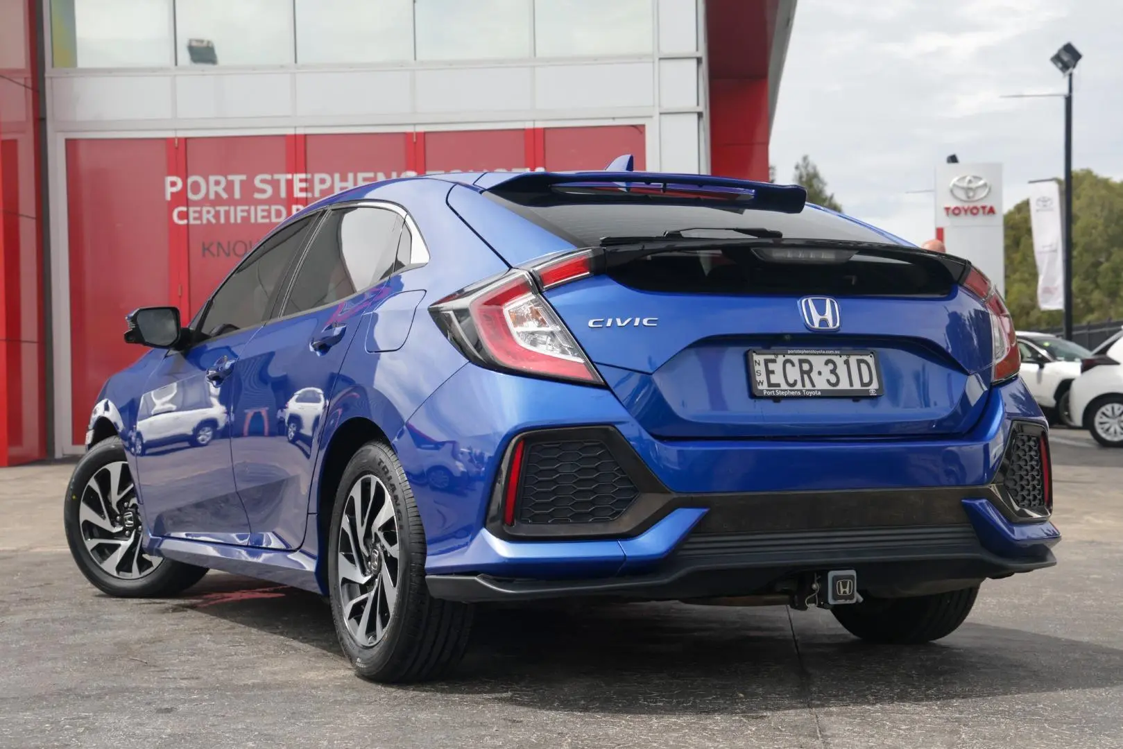 2019 Honda Civic Gallery Image 2