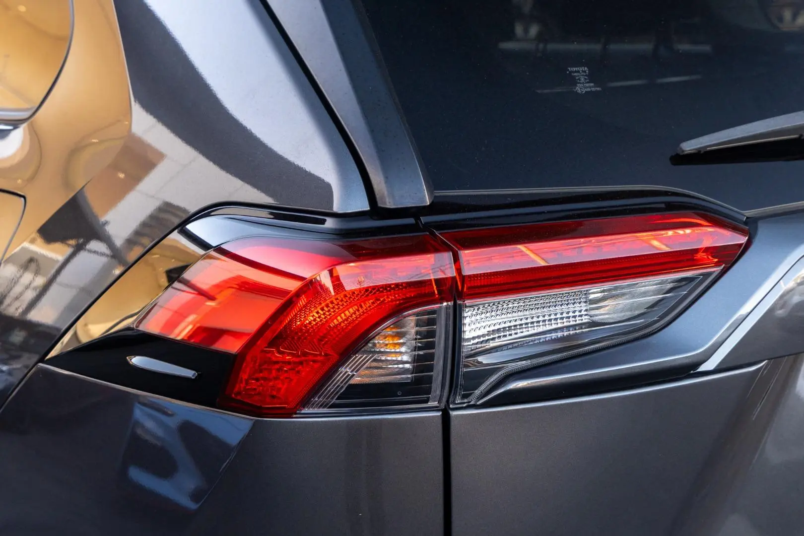 2020 Toyota RAV4 Gallery Image 19
