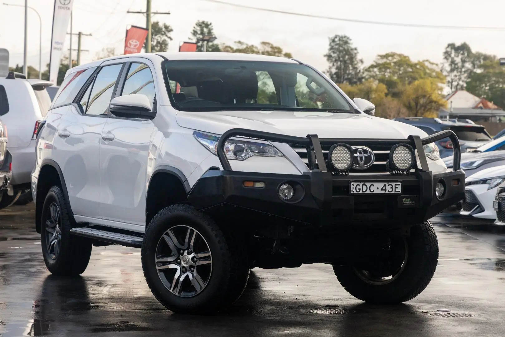 2019 Toyota Fortuner Gallery Image 1