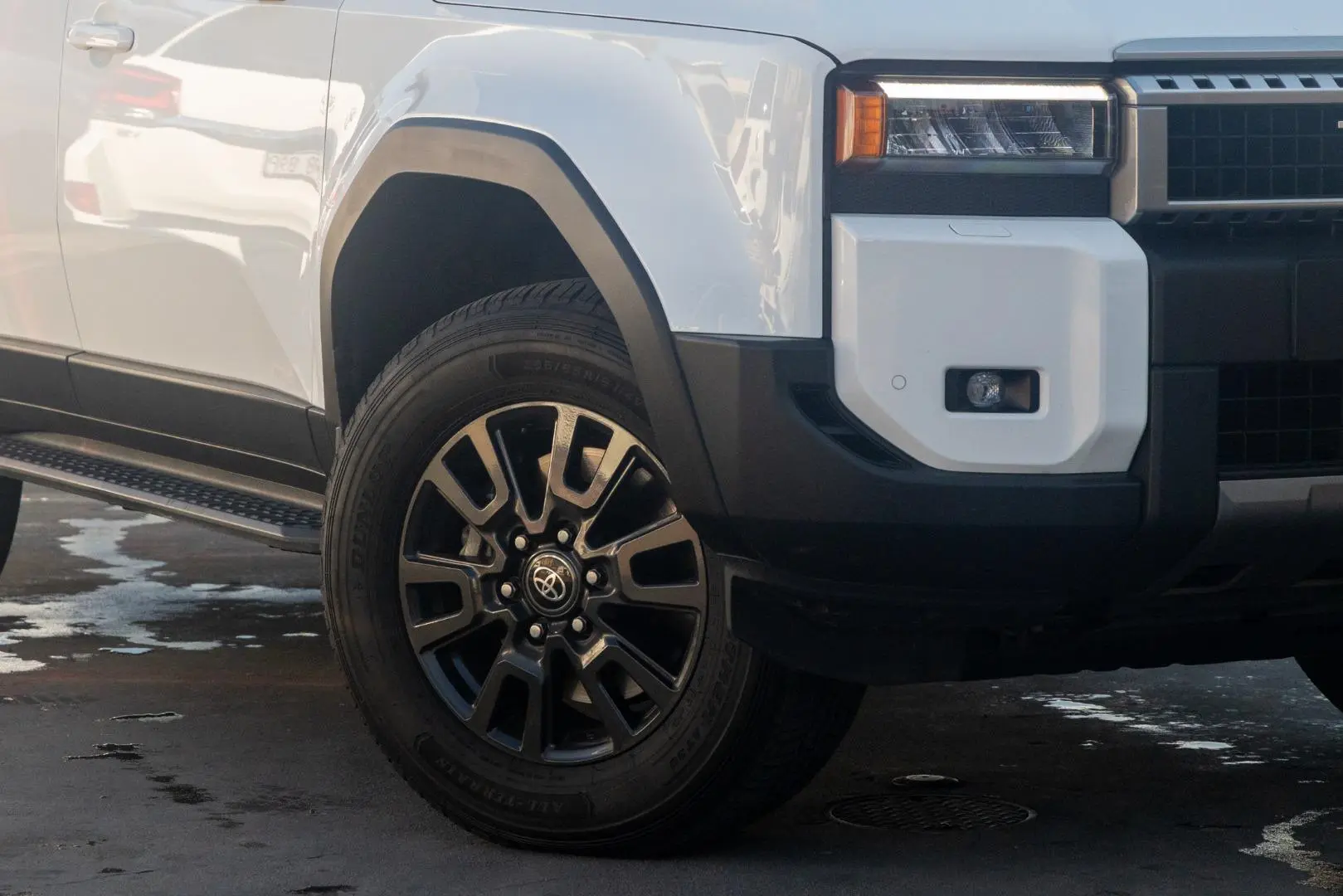 2024 Toyota Landcruiser Prado Gallery Image 6