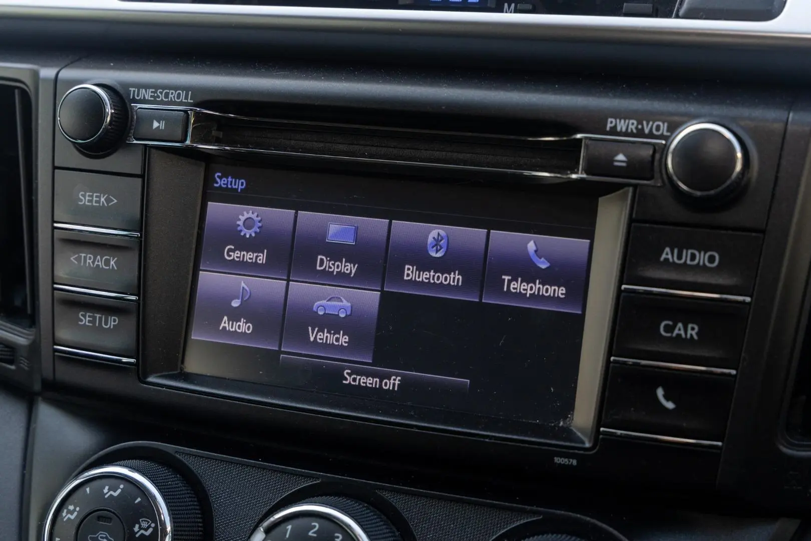 2016 Toyota RAV4 Gallery Image 14
