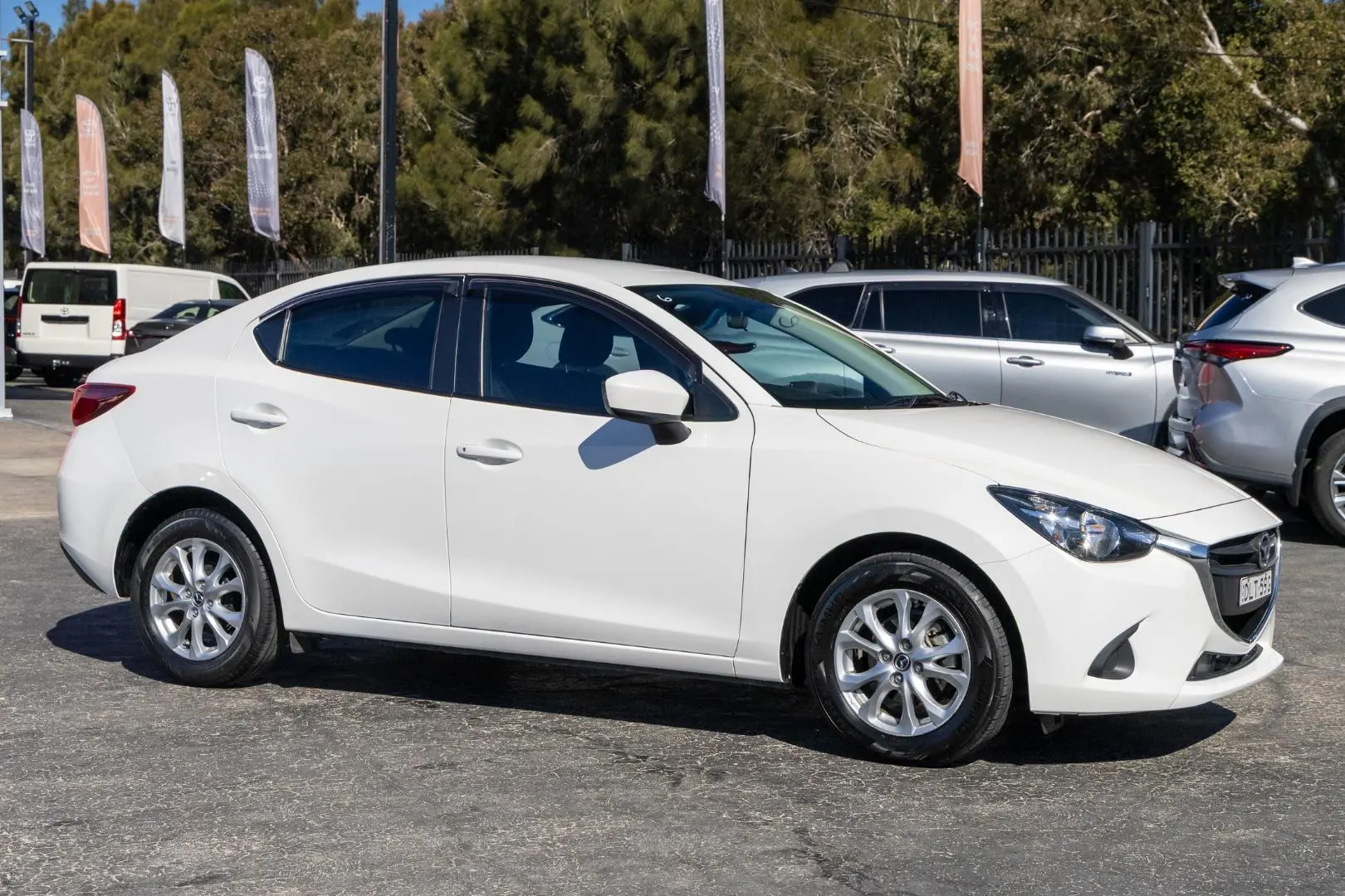 2016 Mazda 2 Gallery Image 3