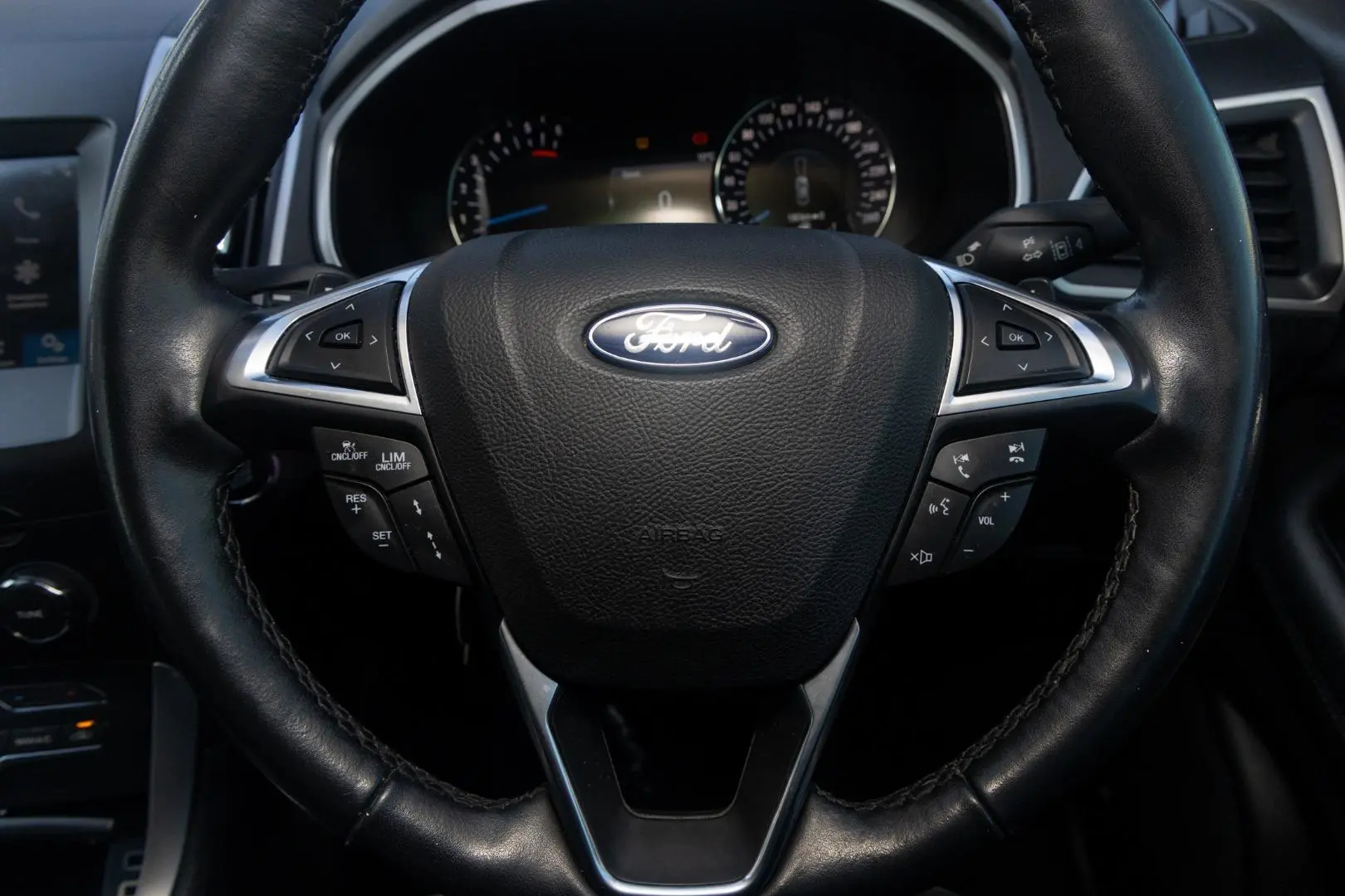 2018 Ford Endura Gallery Image 11