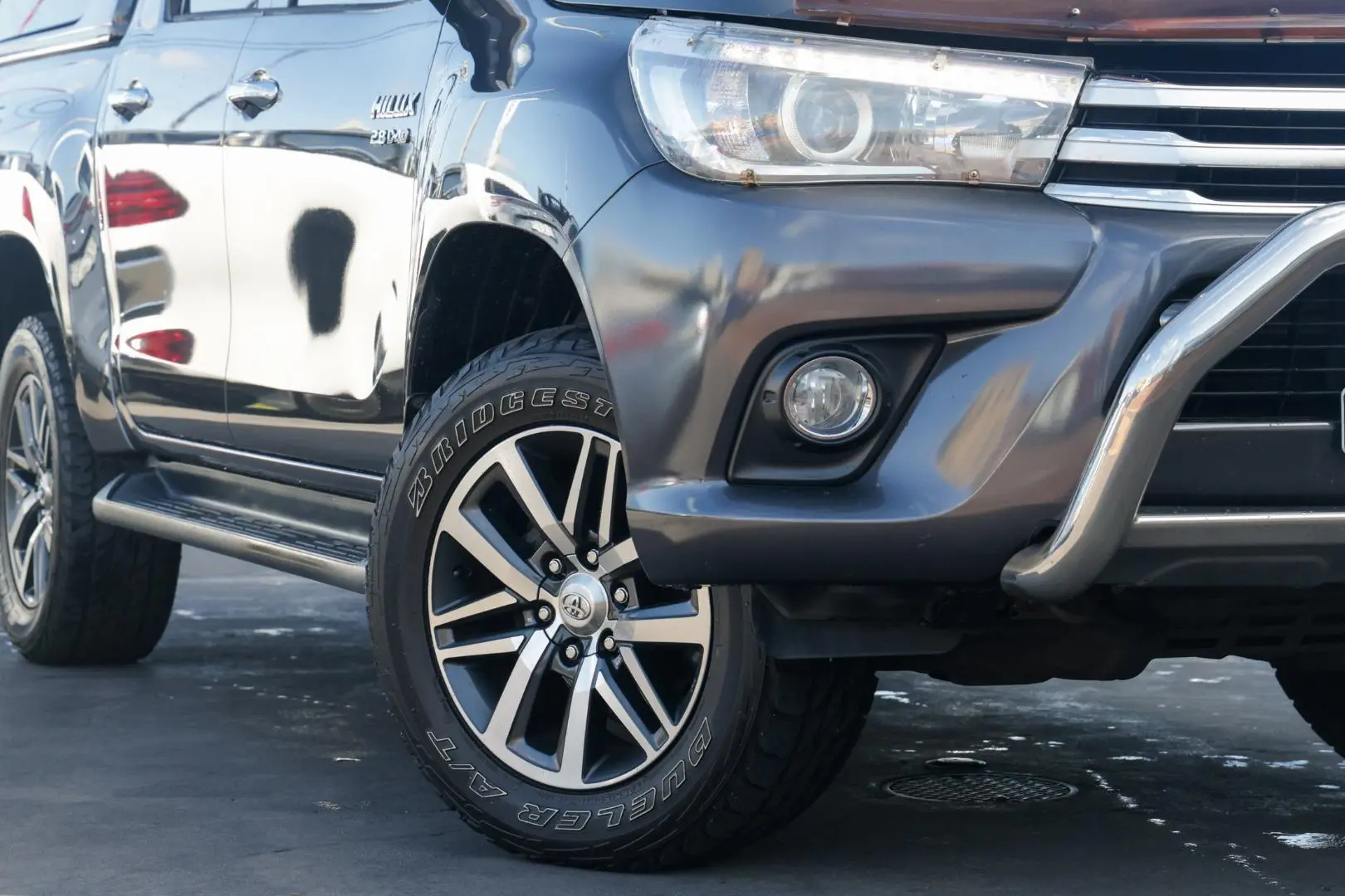 2017 Toyota Hilux Image 6