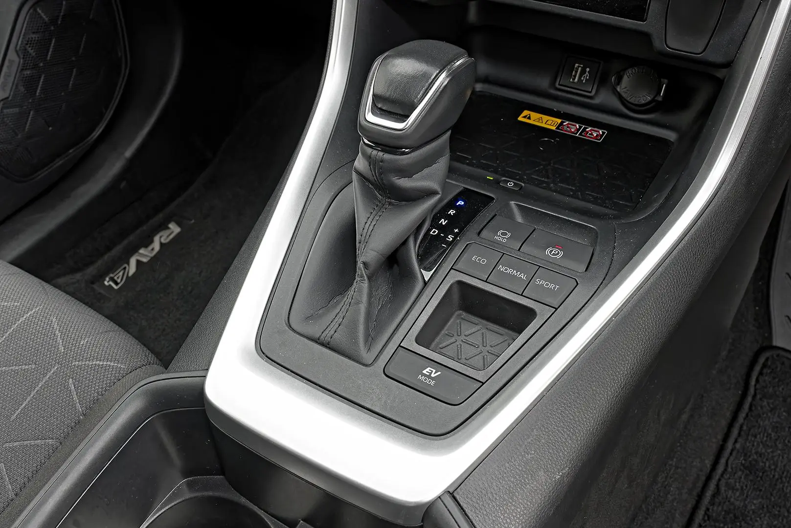 2024 Toyota RAV4 Gallery Image 15