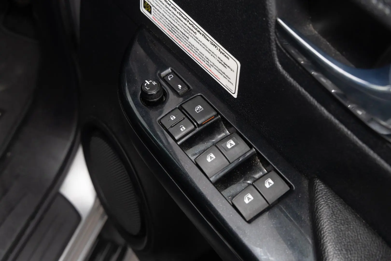 2021 Toyota Hilux Gallery Image 18