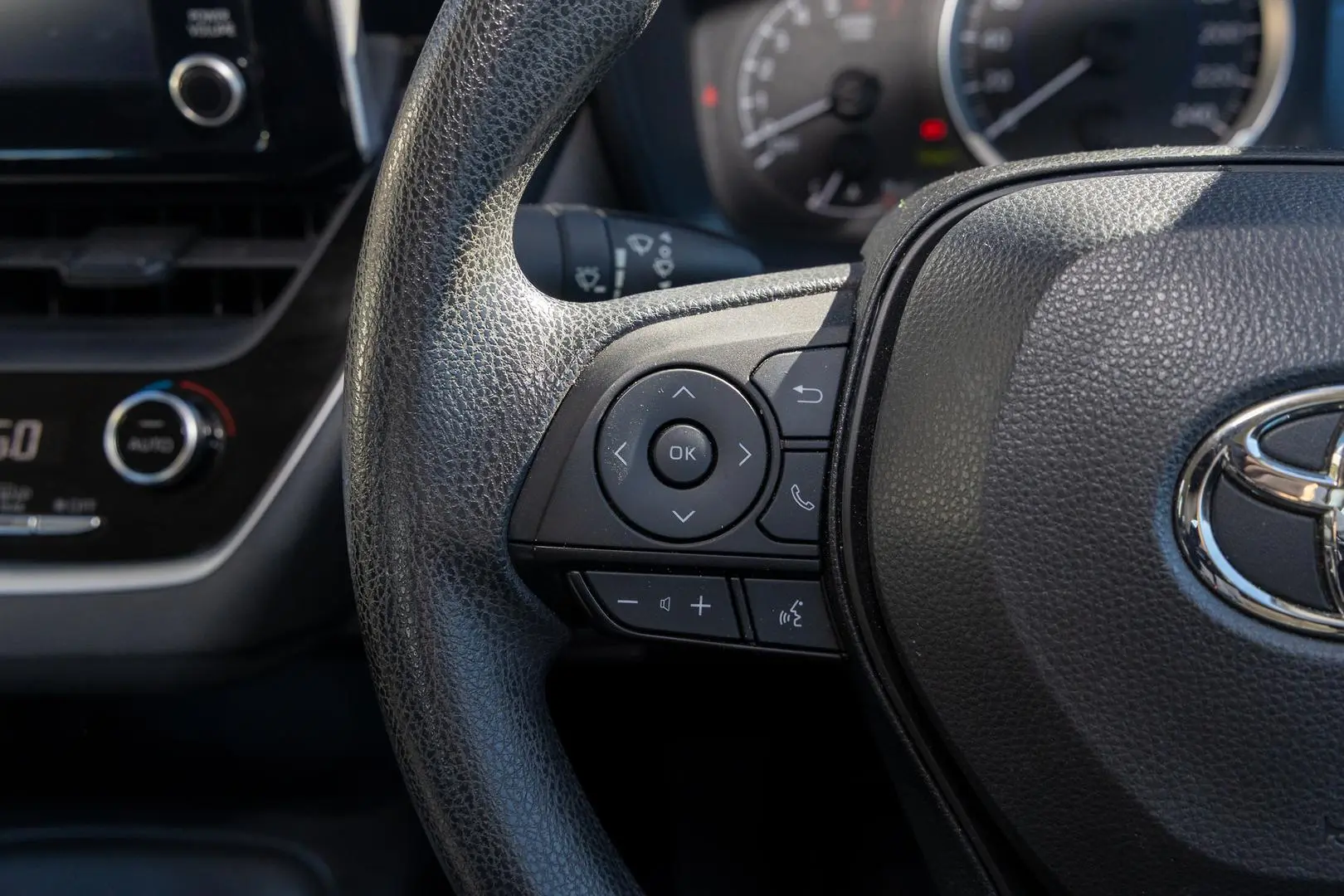 2021 Toyota Corolla Gallery Image 11