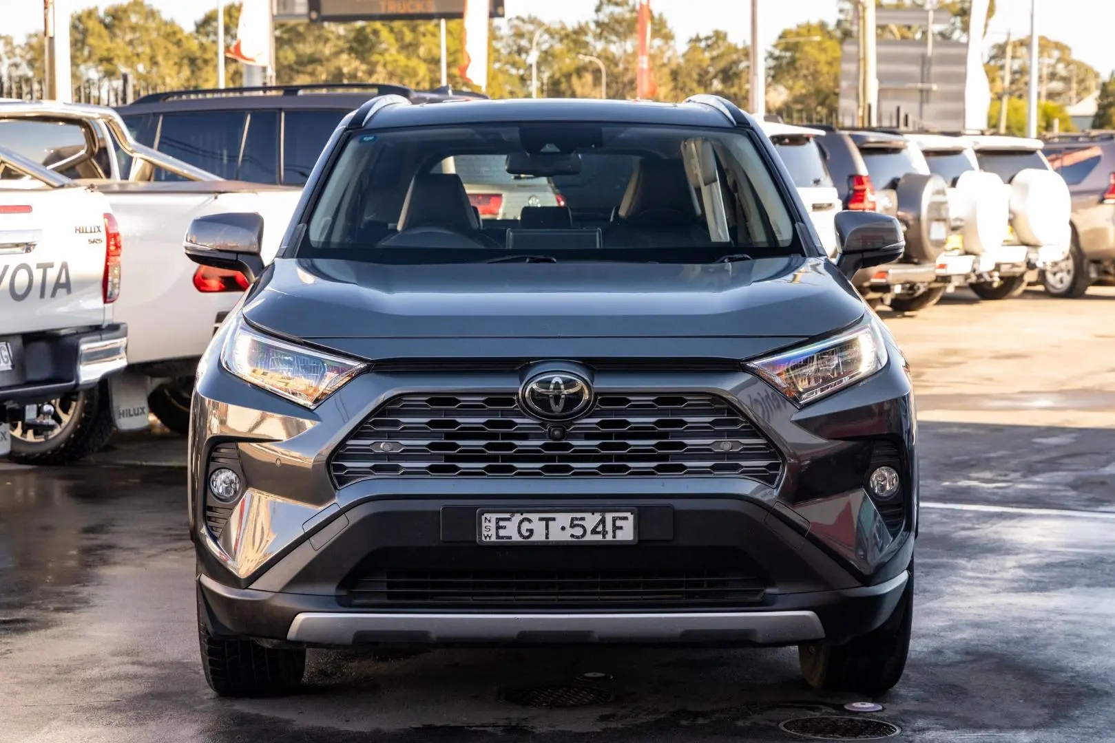 2020 Toyota RAV4 Gallery Image 4